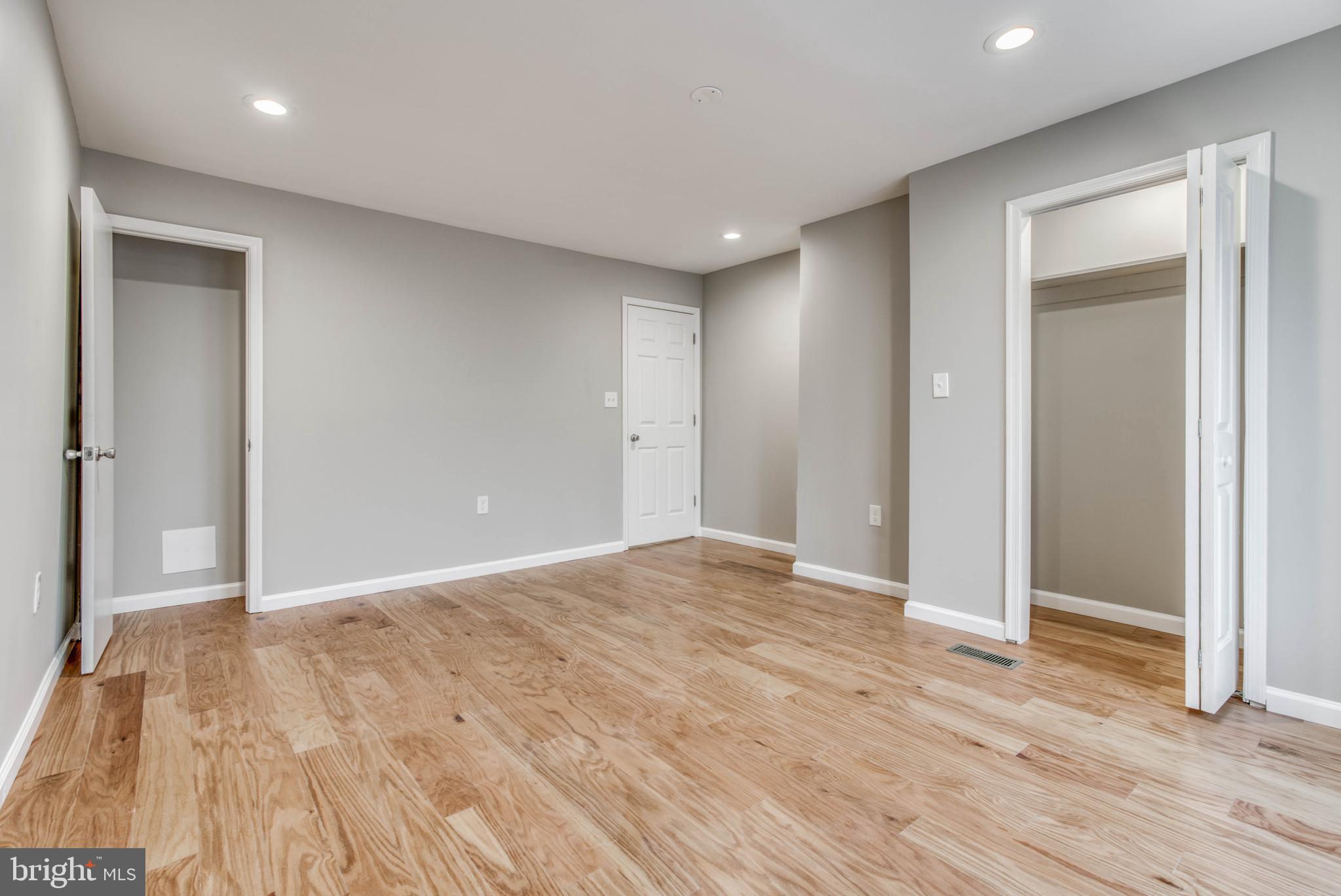 BARCLAY - Residential