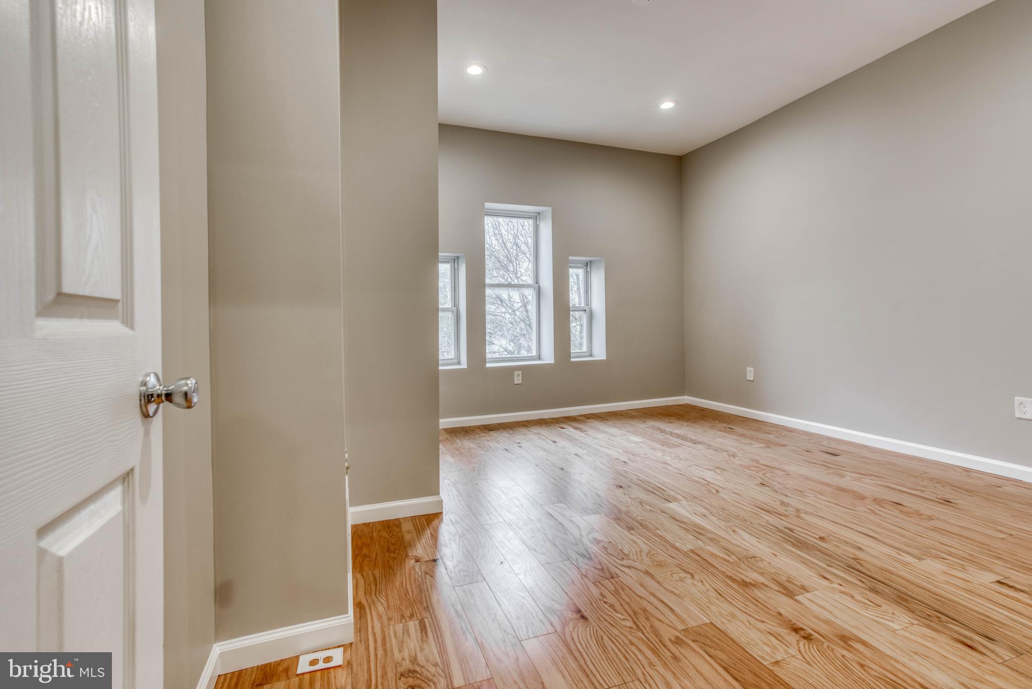 BARCLAY - Residential