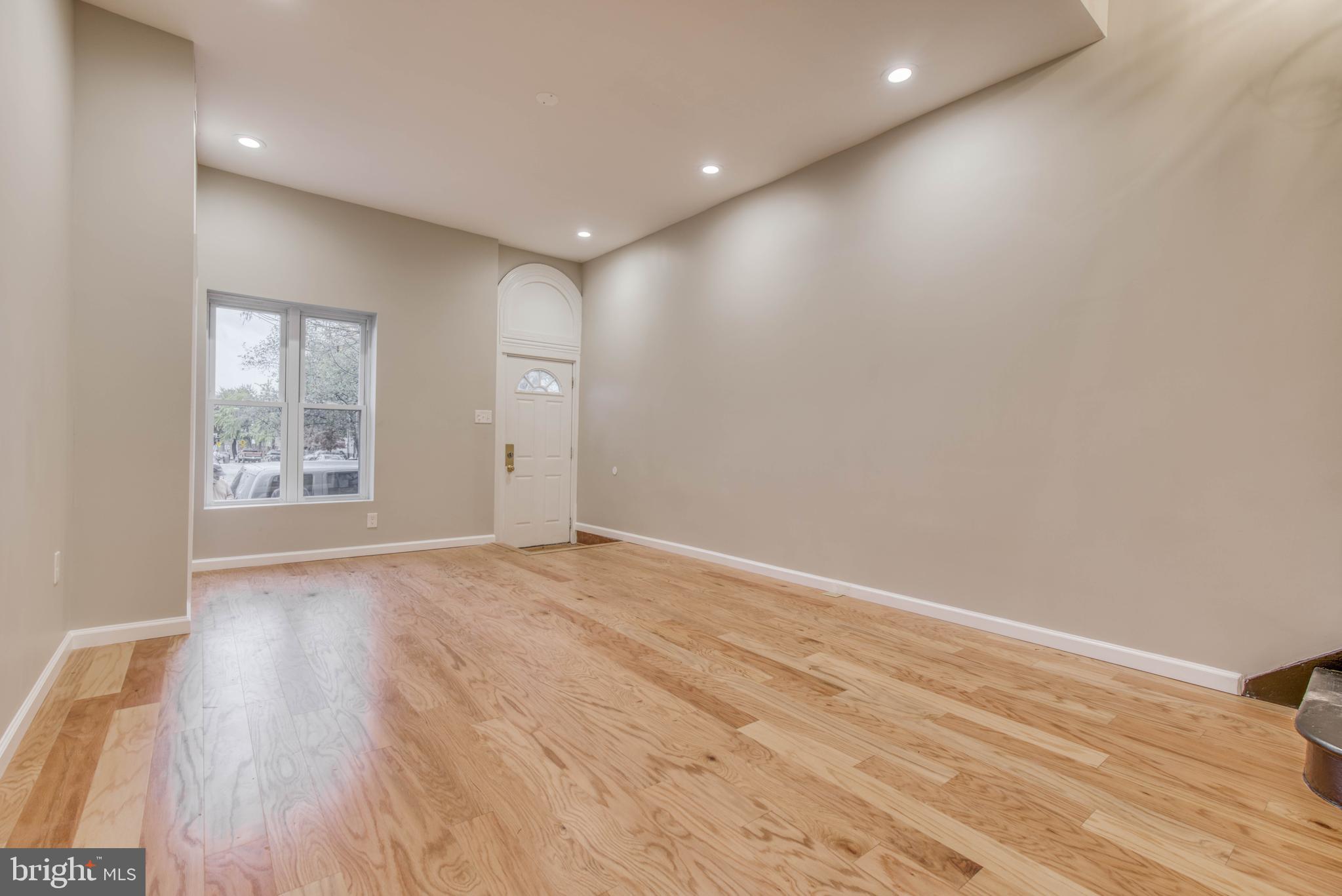 BARCLAY - Residential