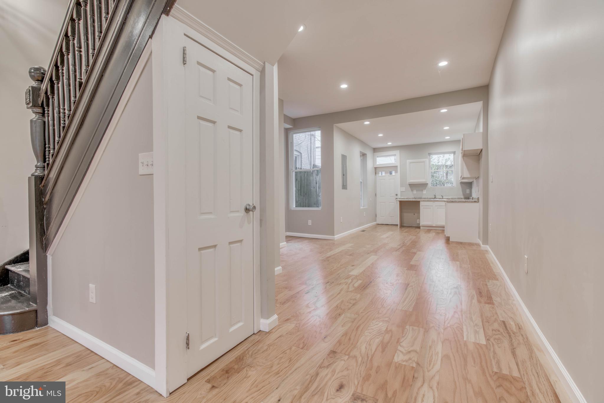 BARCLAY - Residential