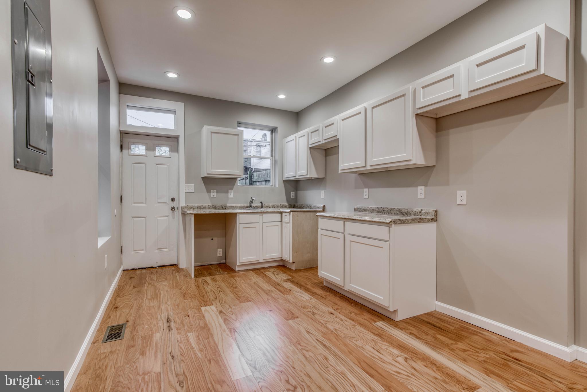 BARCLAY - Residential