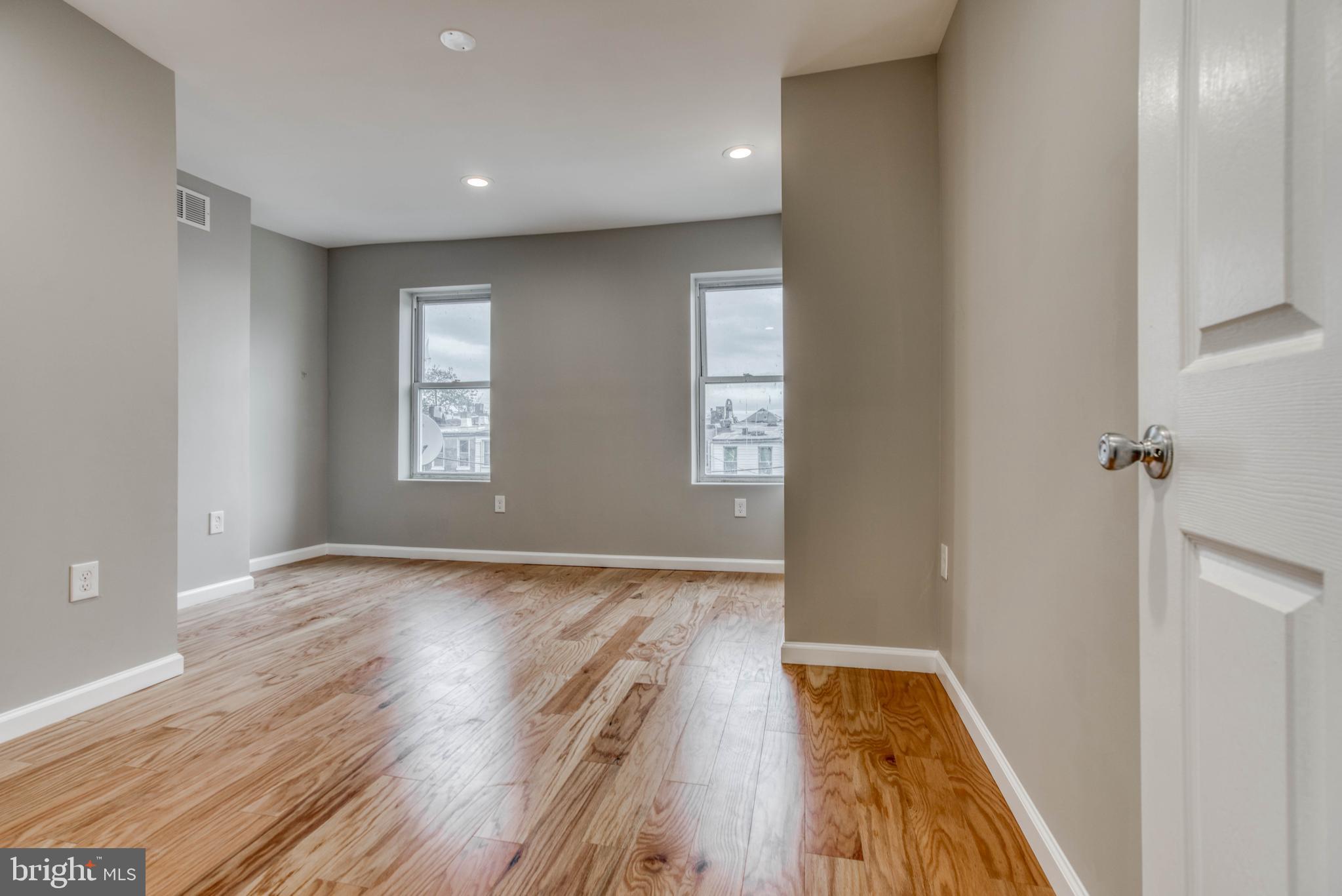 BARCLAY - Residential