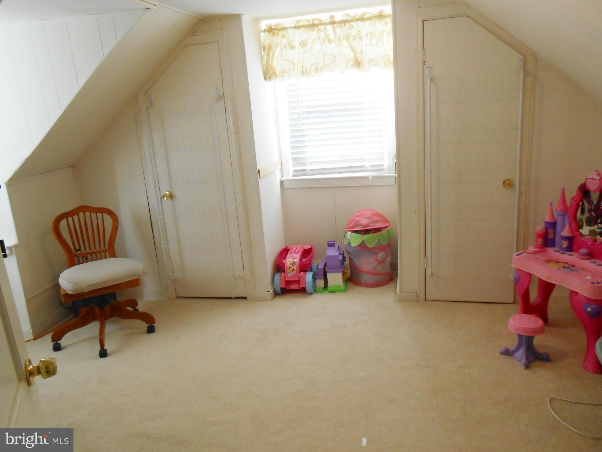 FOREST HEIGHTS - Residential