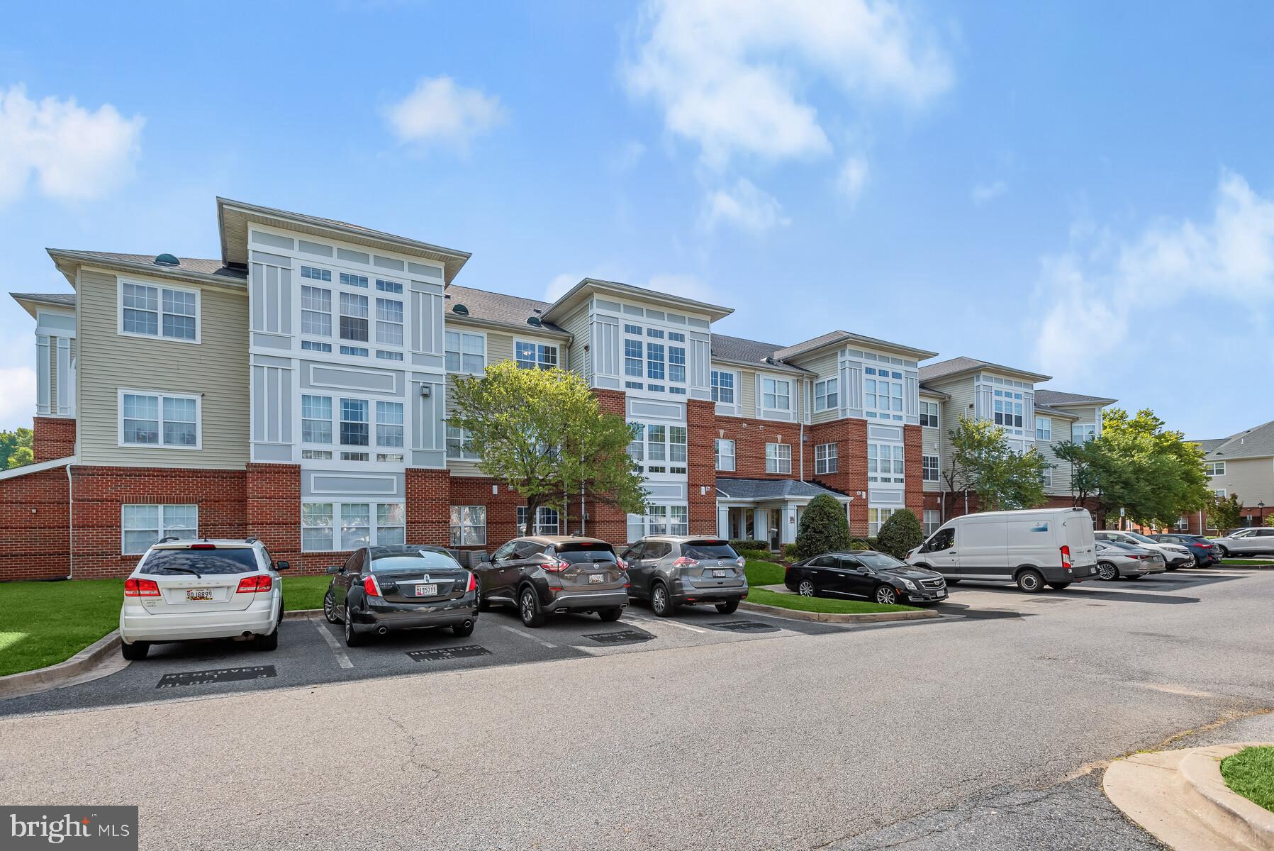 CAMERON GROVE - Residential