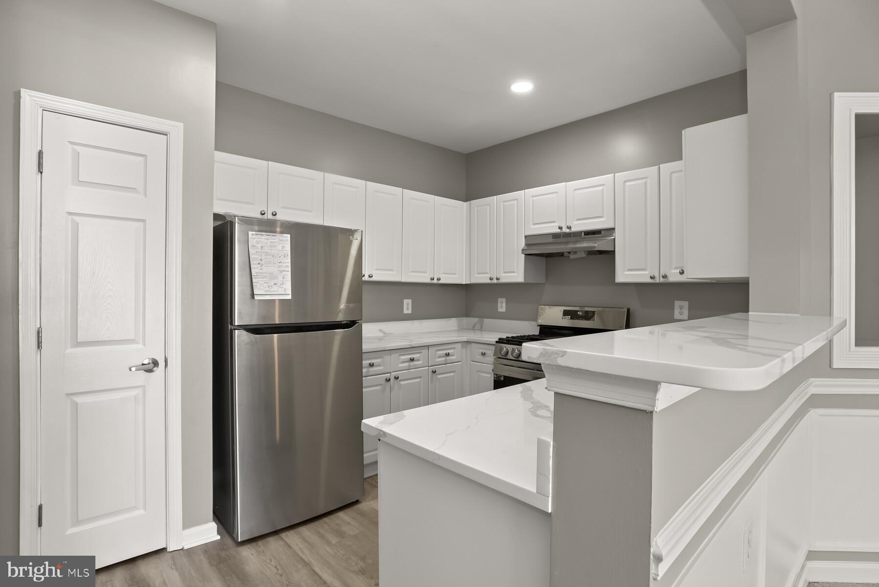 CAMERON GROVE - Residential