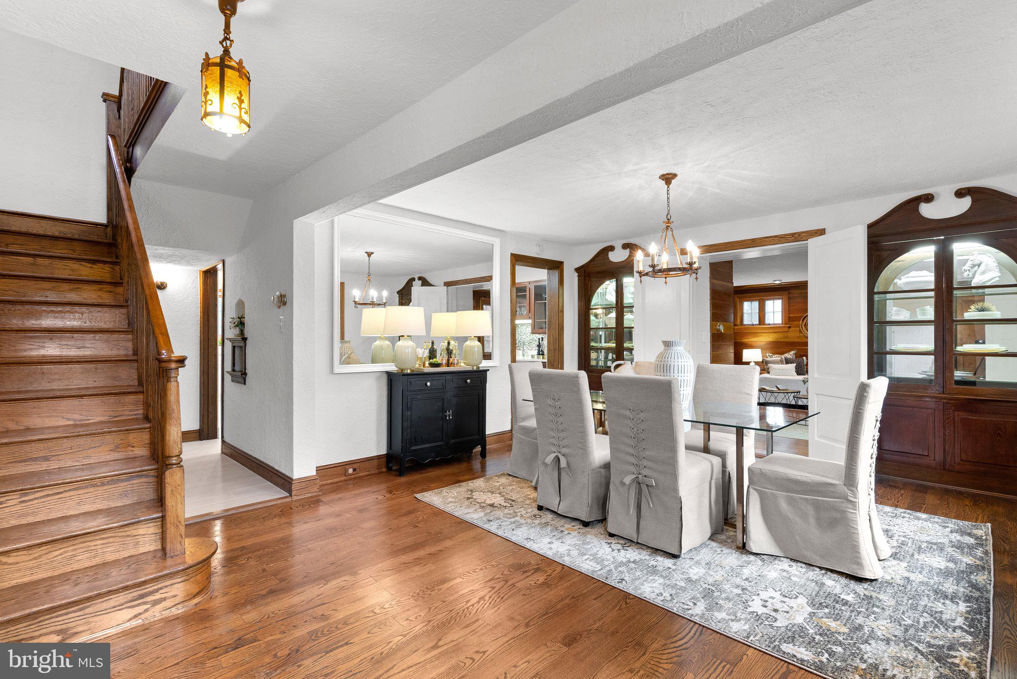 WOODSIDE PARK - Residential