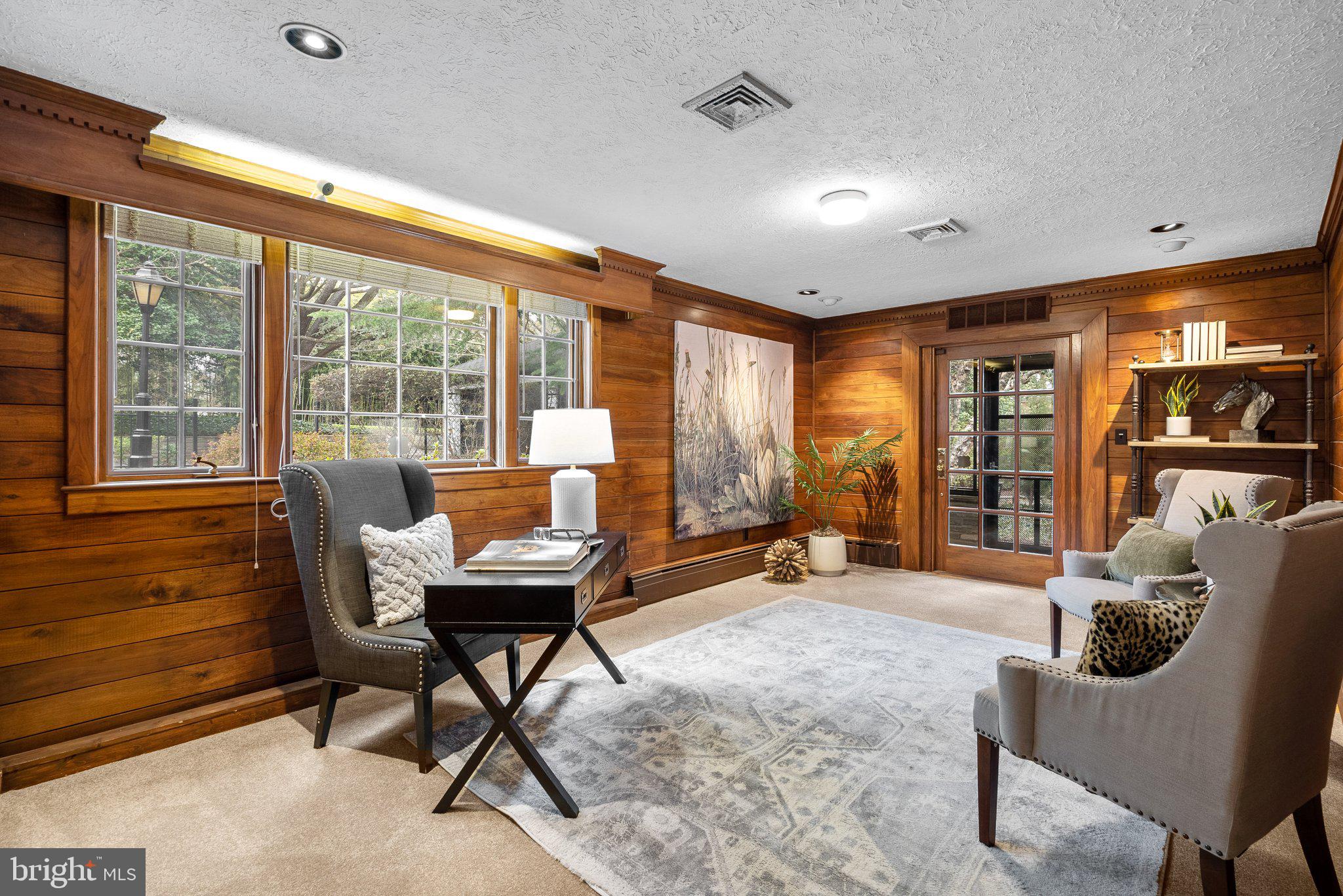 WOODSIDE PARK - Residential