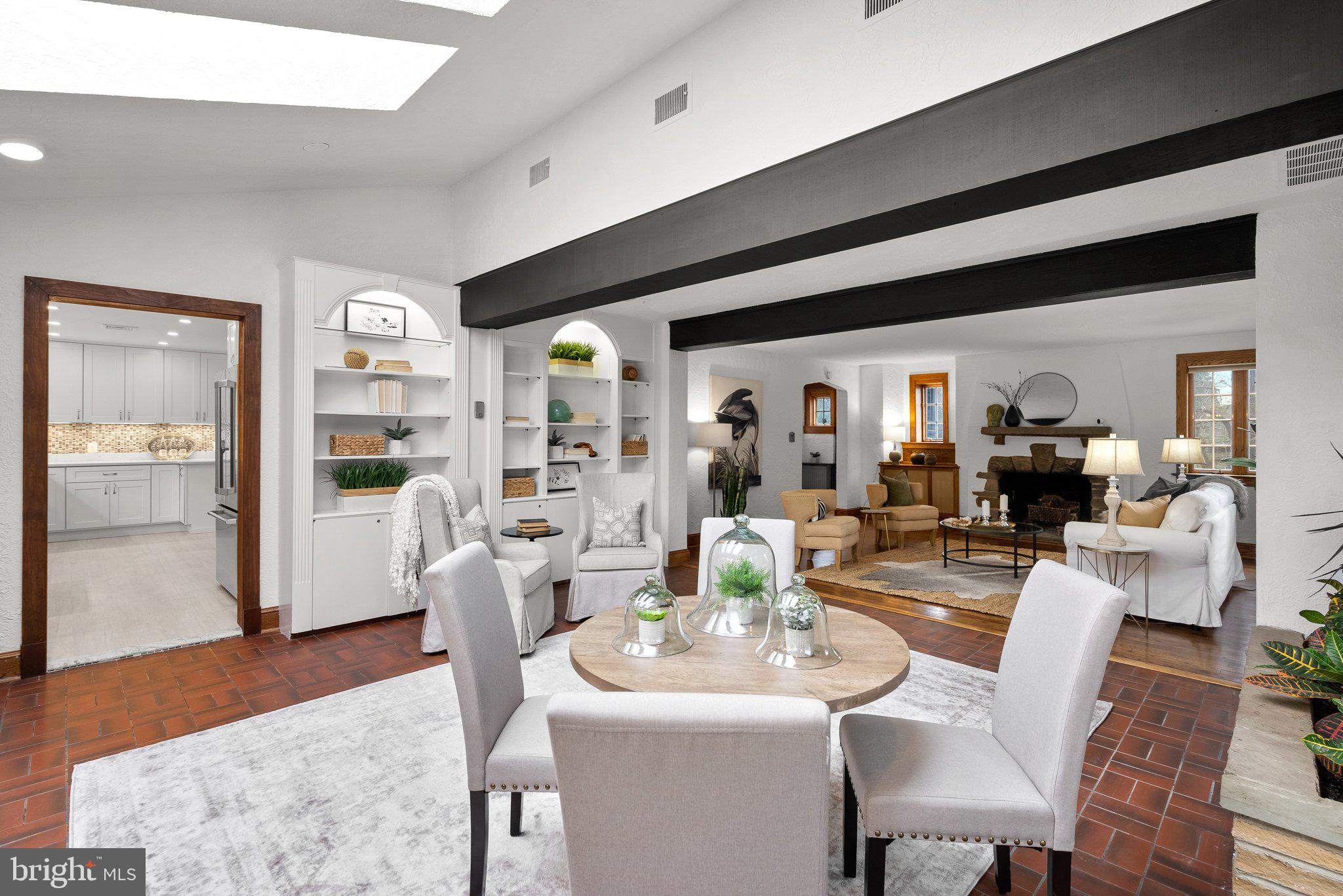 WOODSIDE PARK - Residential