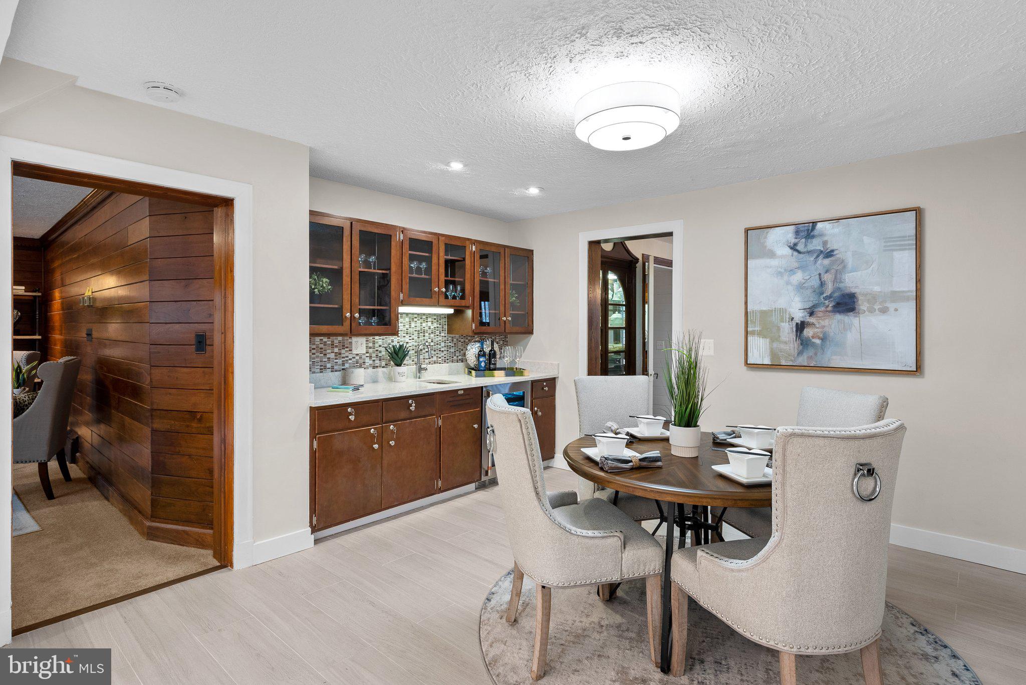 WOODSIDE PARK - Residential