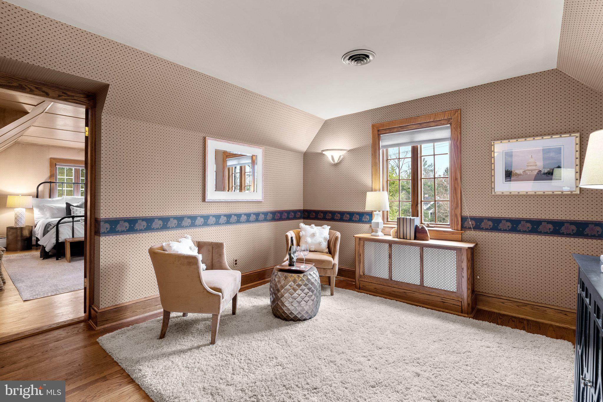 WOODSIDE PARK - Residential