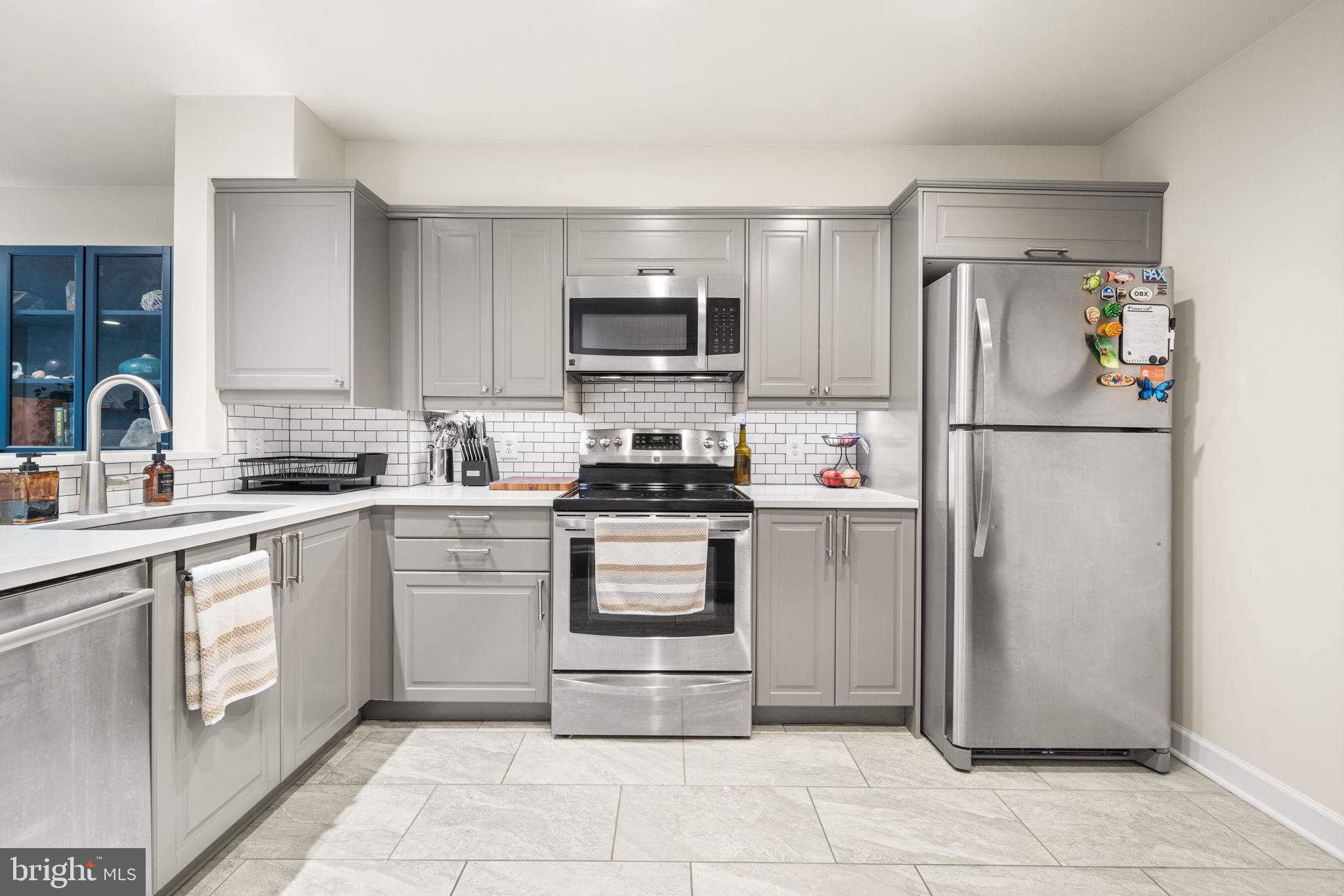 WESTHAMPTON MEWS - Residential