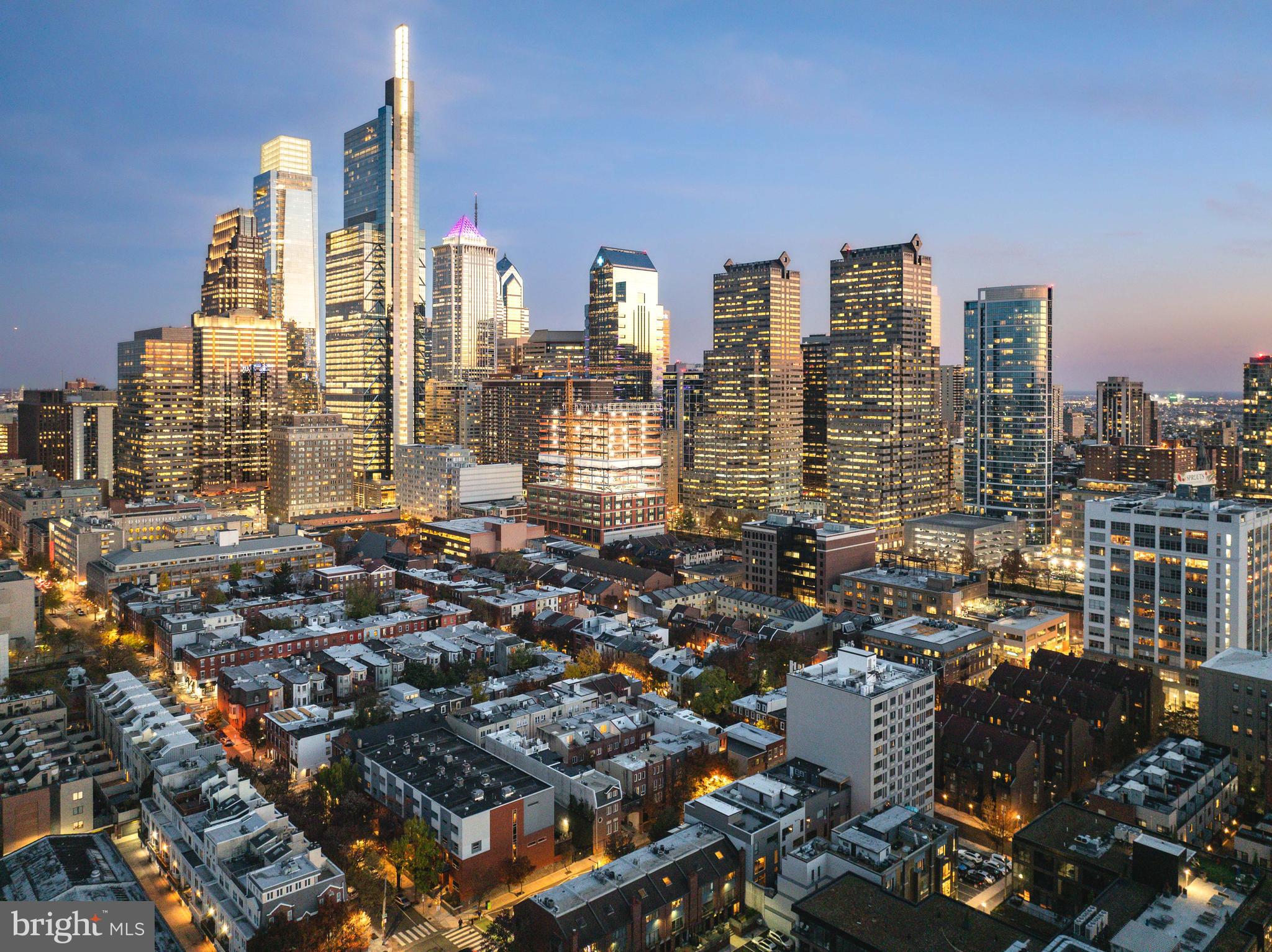 LOGAN SQUARE - Residential