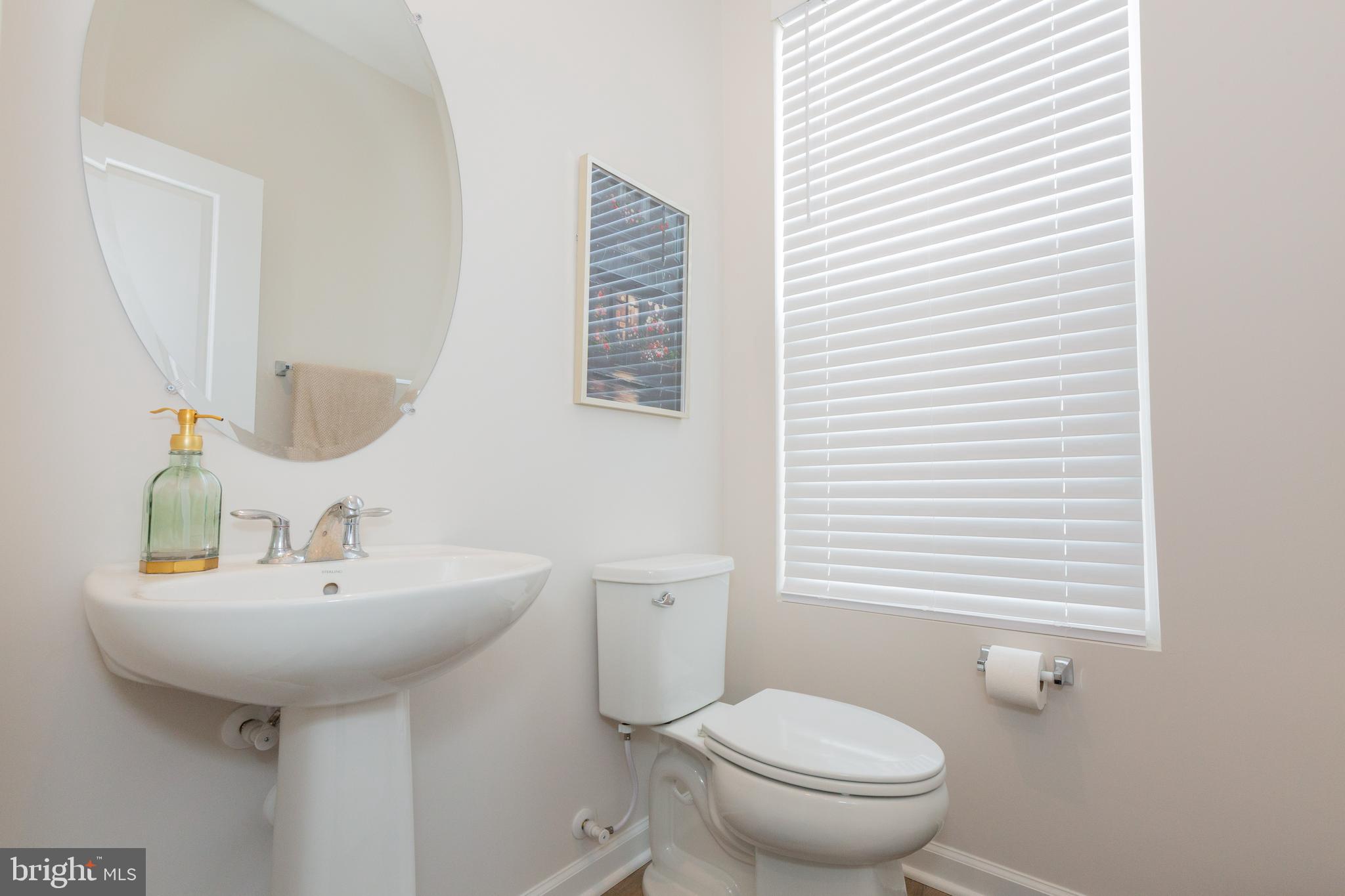 PRESIDENTS POINTE - Residential Lease