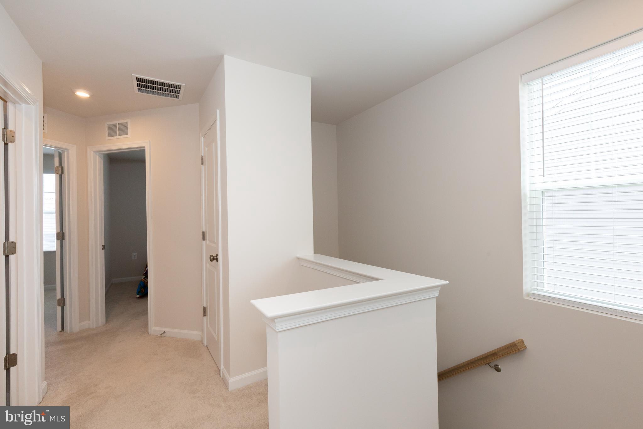 PRESIDENTS POINTE - Residential Lease