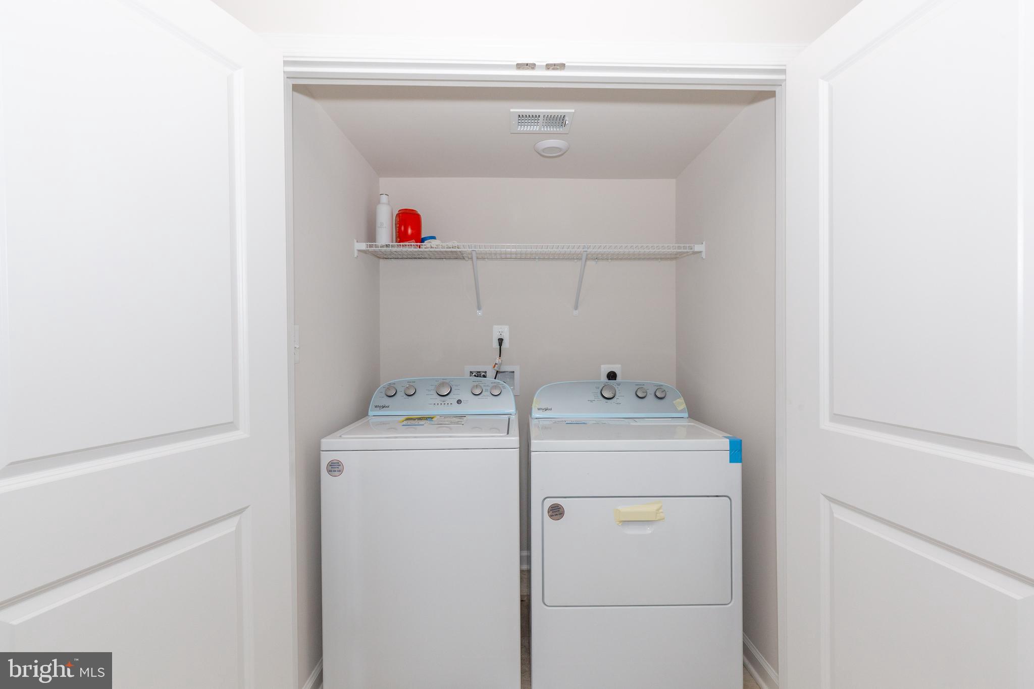 PRESIDENTS POINTE - Residential Lease