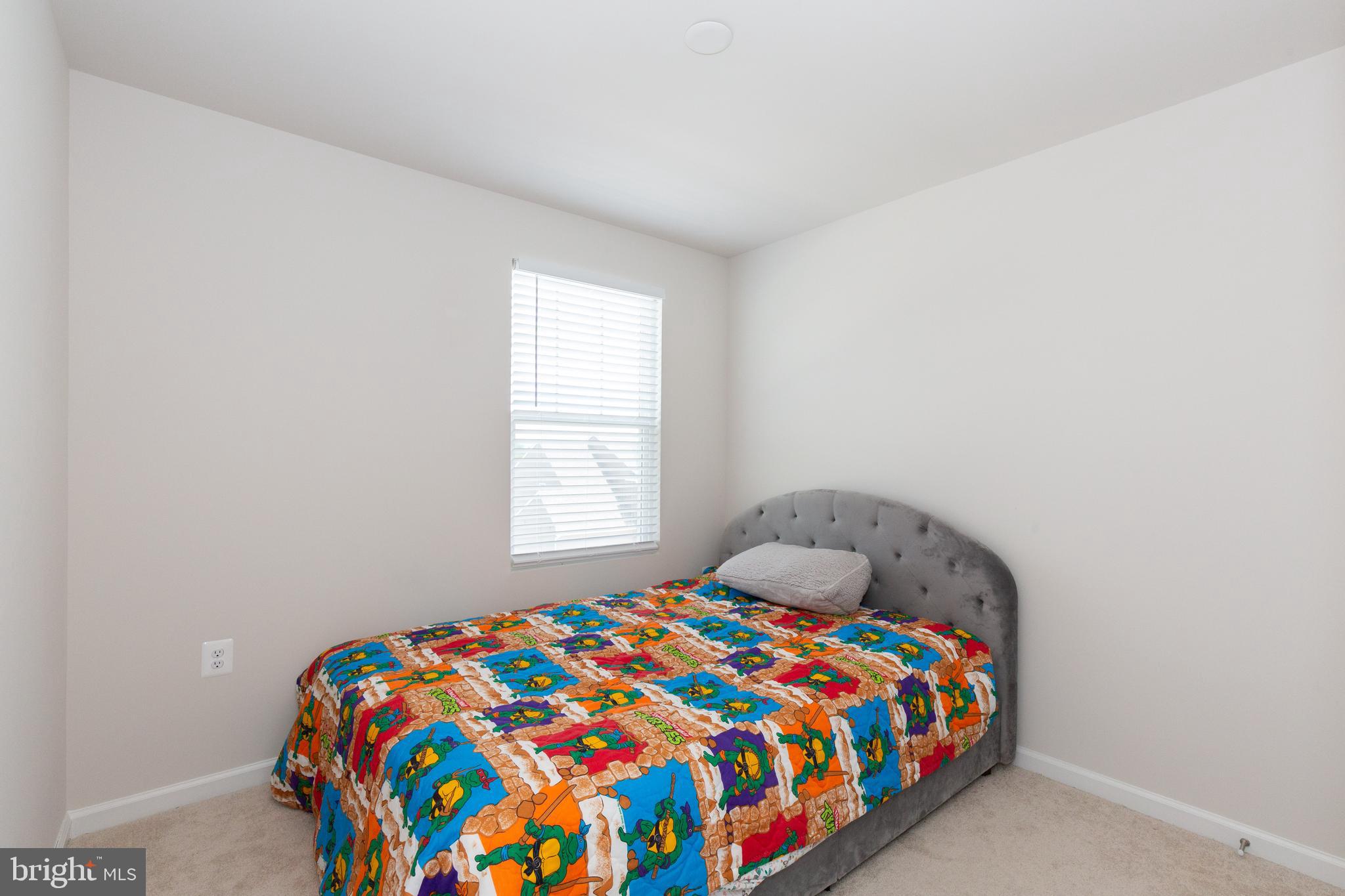 PRESIDENTS POINTE - Residential Lease