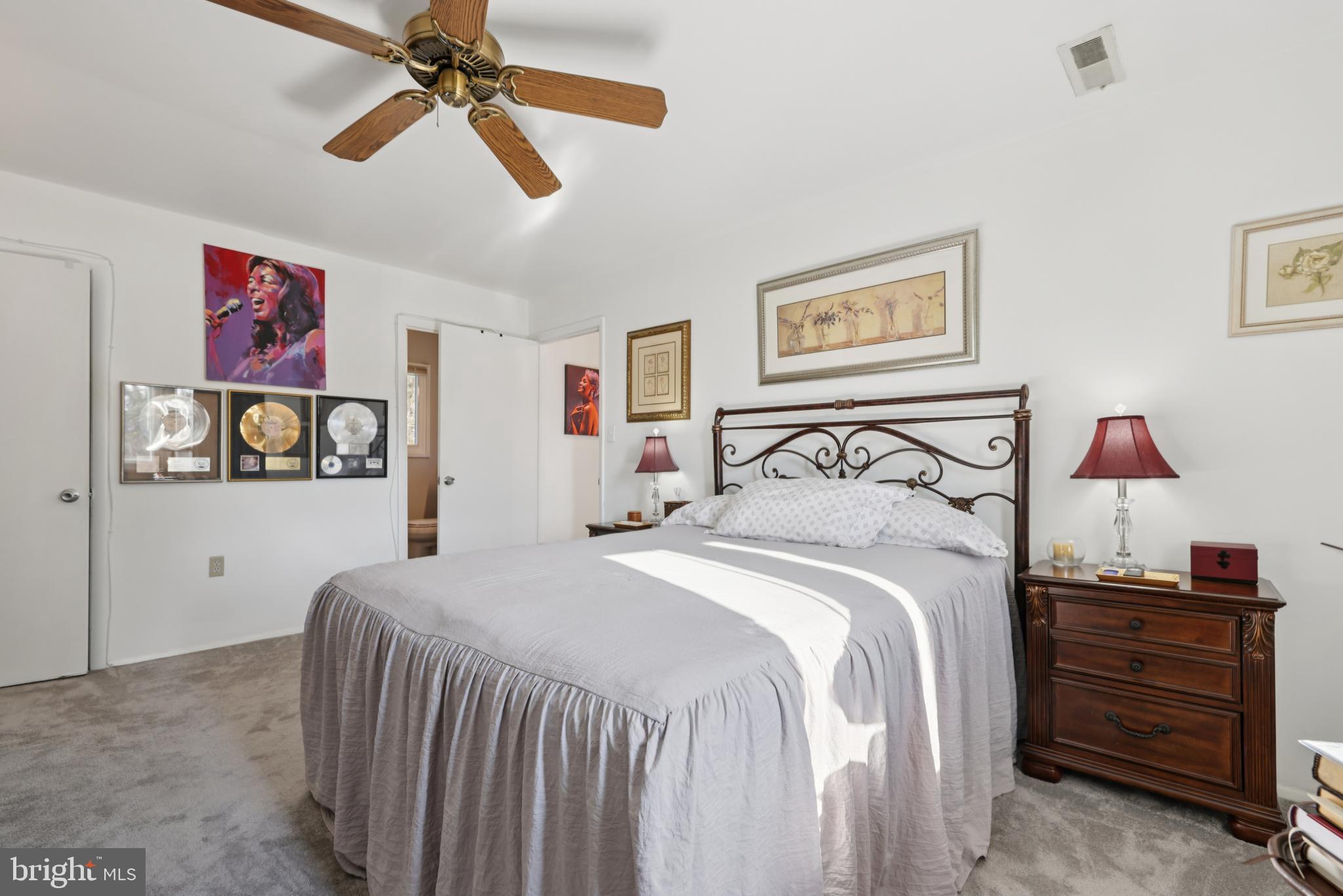 GREENBERRY WOODS - Residential