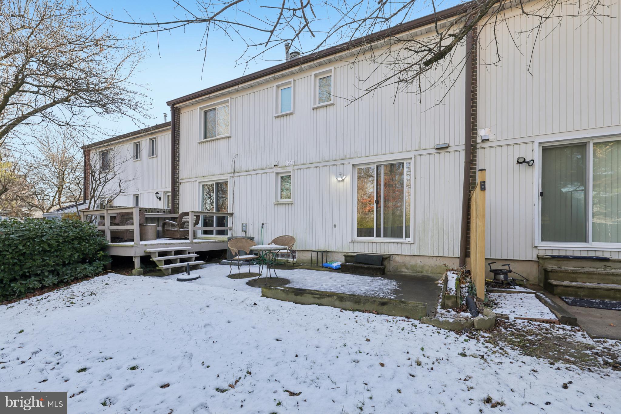 GREENBERRY WOODS - Residential