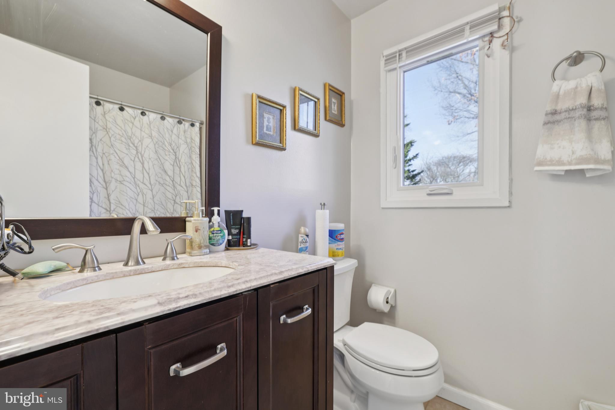 GREENBERRY WOODS - Residential