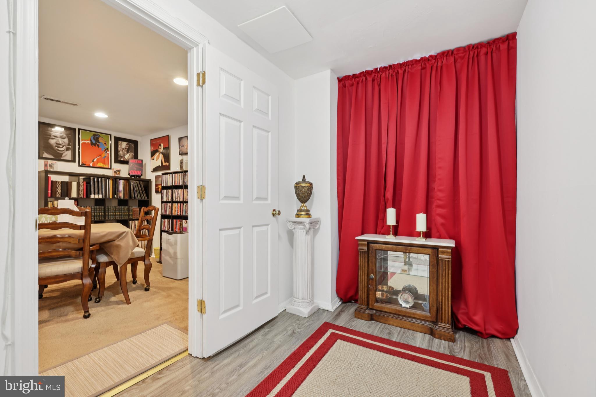 GREENBERRY WOODS - Residential