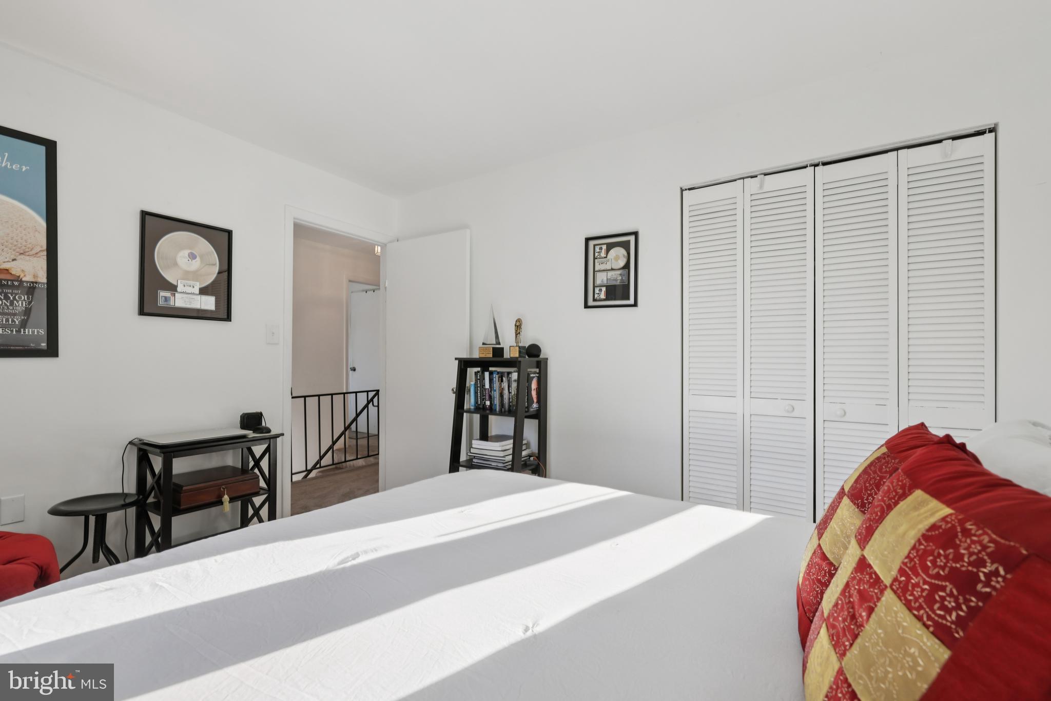 GREENBERRY WOODS - Residential