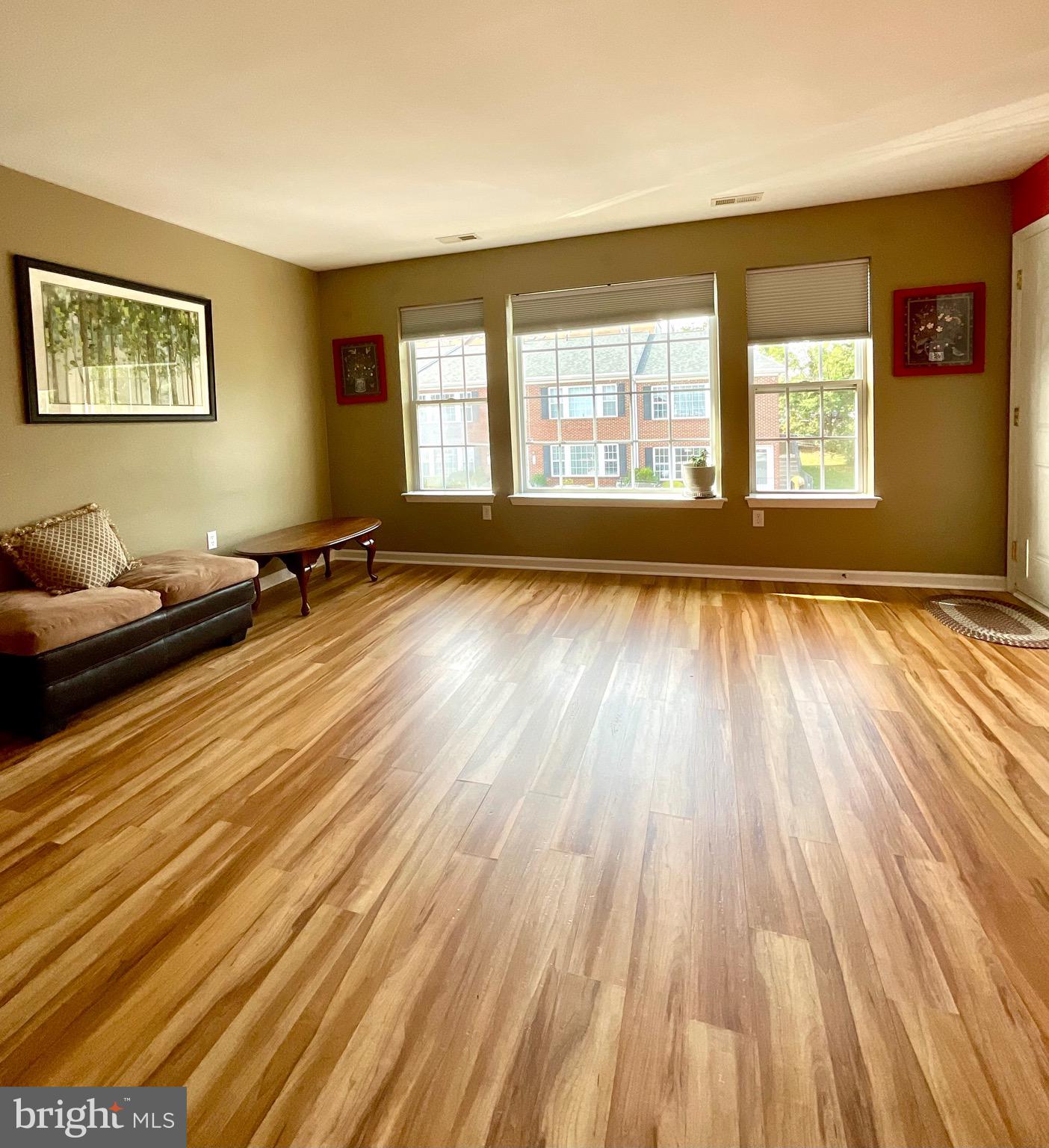 PHILADELPHIA (NORTHEAST) - Residential