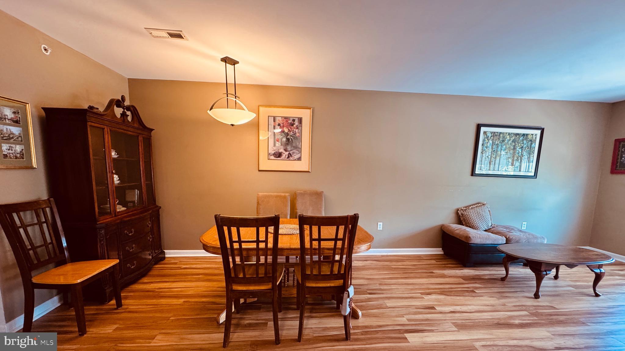 PHILADELPHIA (NORTHEAST) - Residential