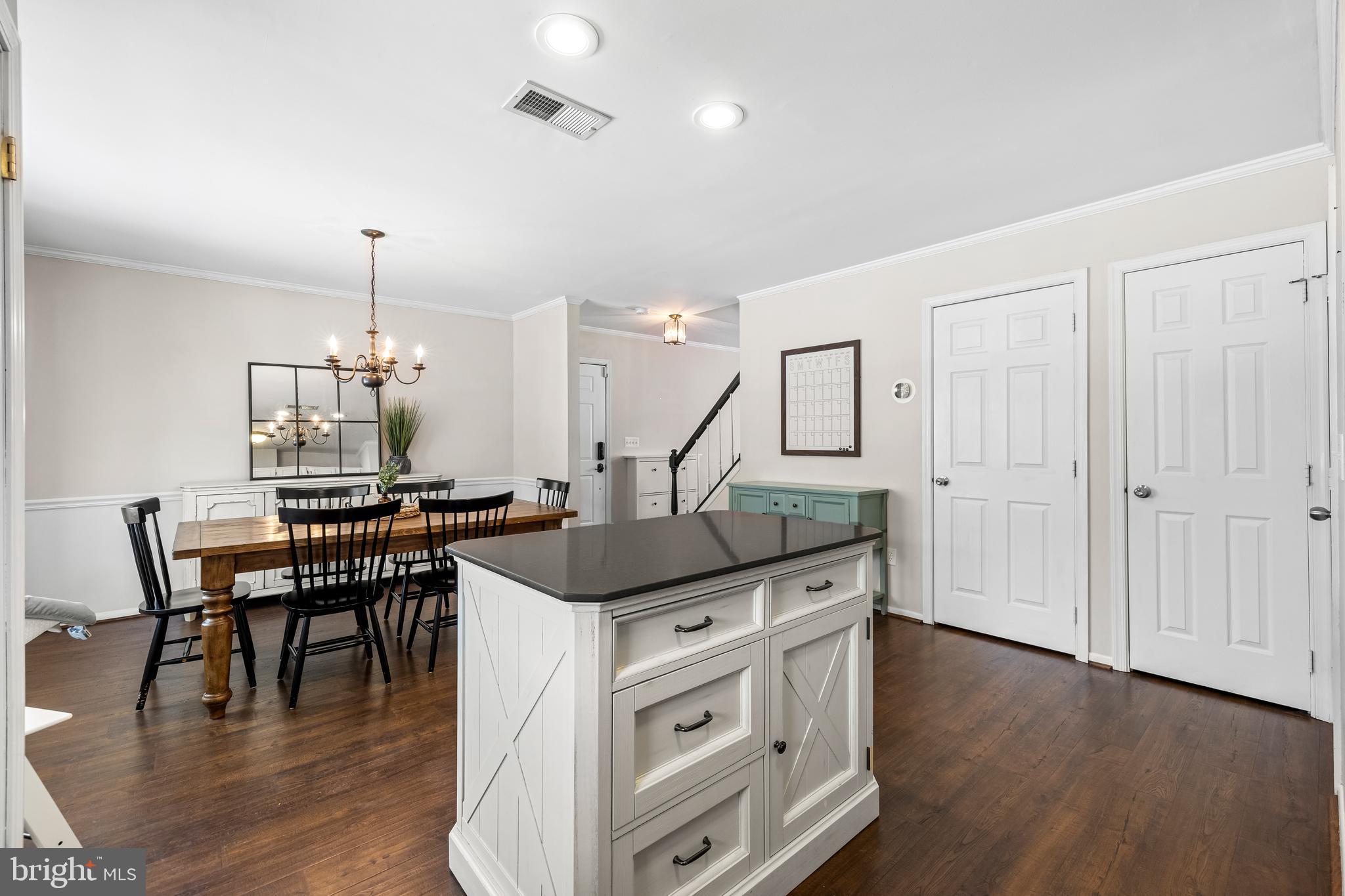 SILVER SPRING STATION - Residential