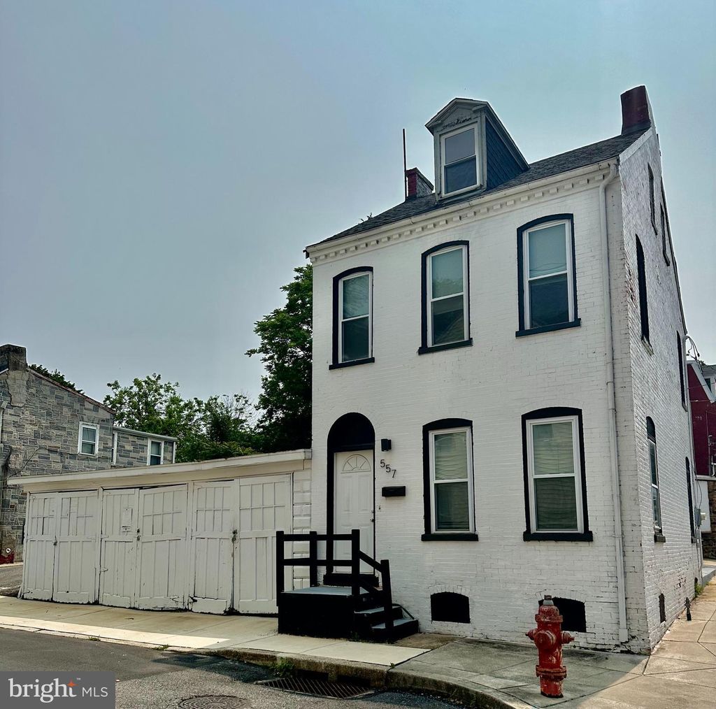 Photo of 509 E Strawberry Street, LANCASTER, PA 17602 (MLS # PALA2071006)