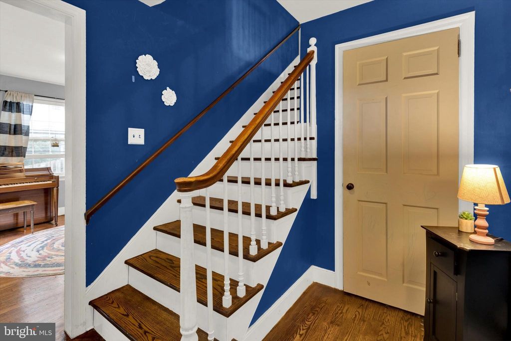 Photo of 1711 Ridgeview Avenue, Lancaster, PA 17603 (MLS # PALA2054524)