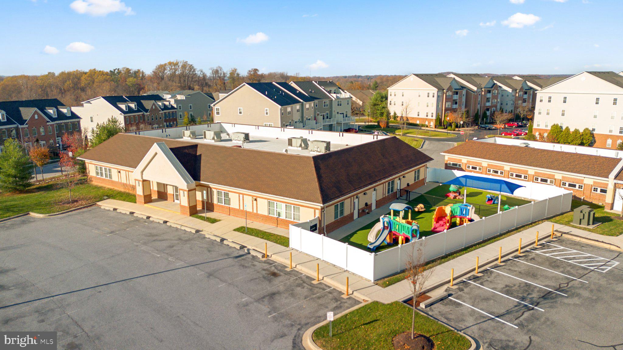 AUTUMN VIEW - Residential