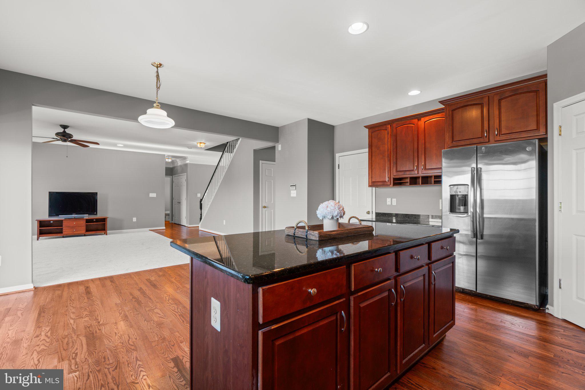 AUTUMN VIEW - Residential