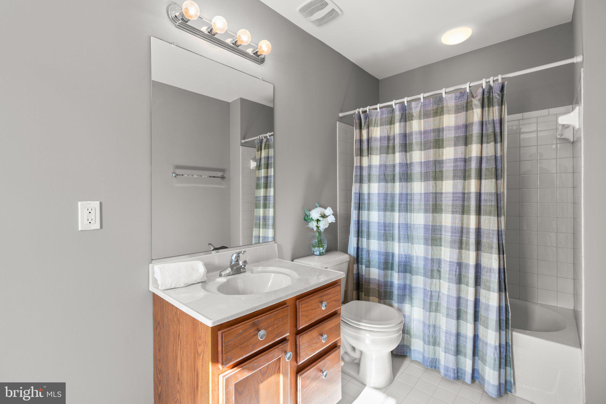 AUTUMN VIEW - Residential