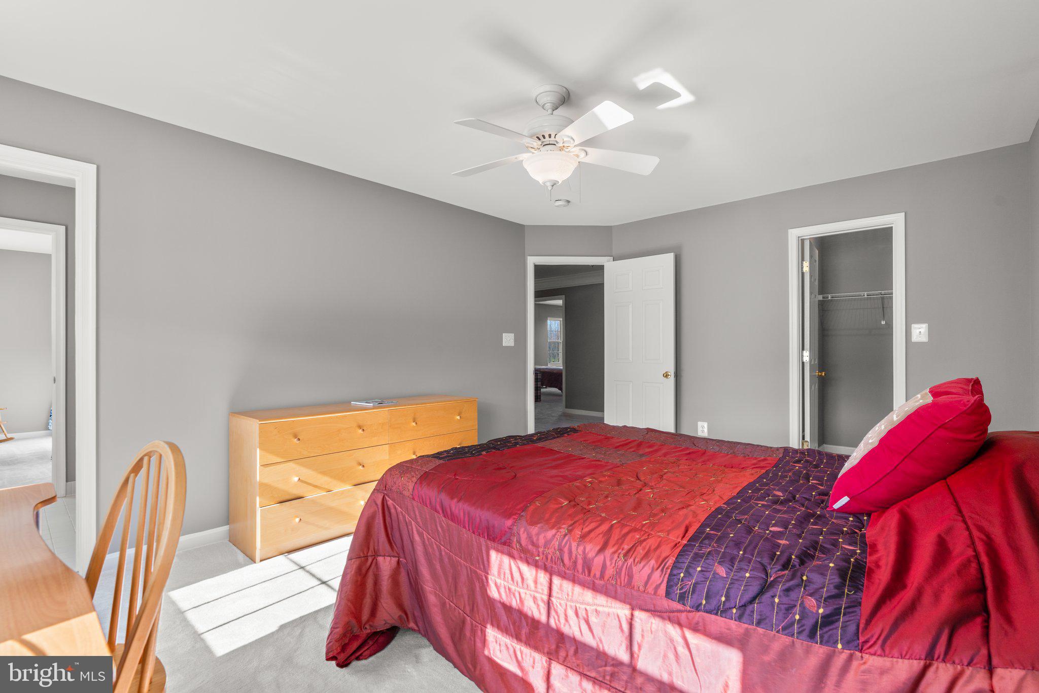 AUTUMN VIEW - Residential