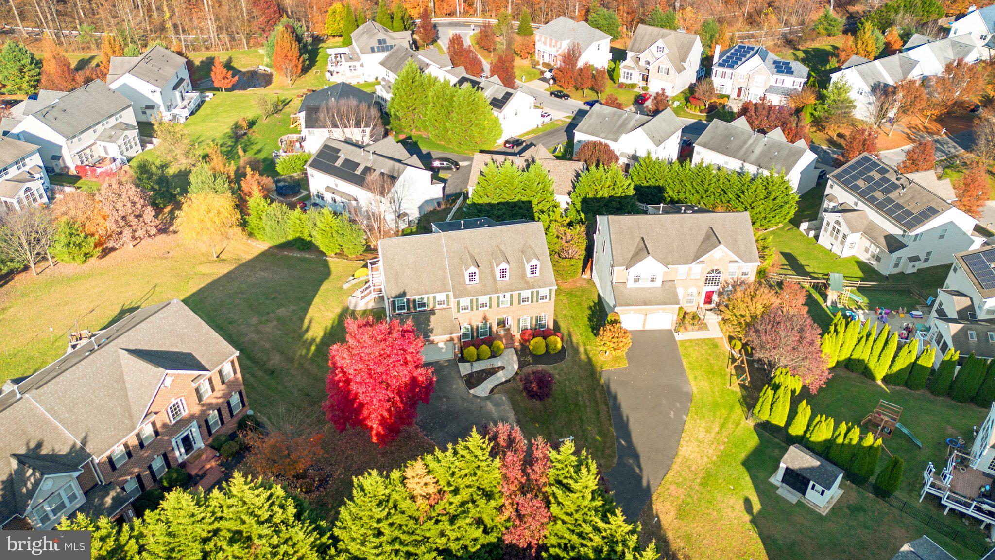 AUTUMN VIEW - Residential