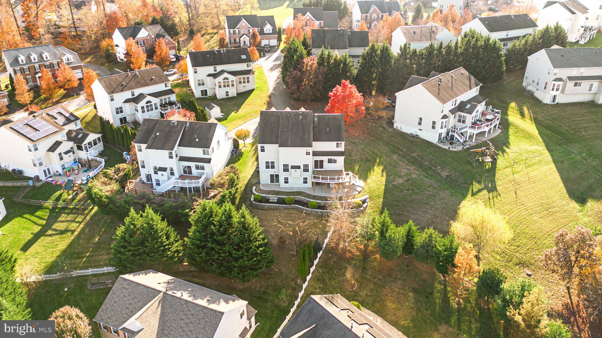 AUTUMN VIEW - Residential