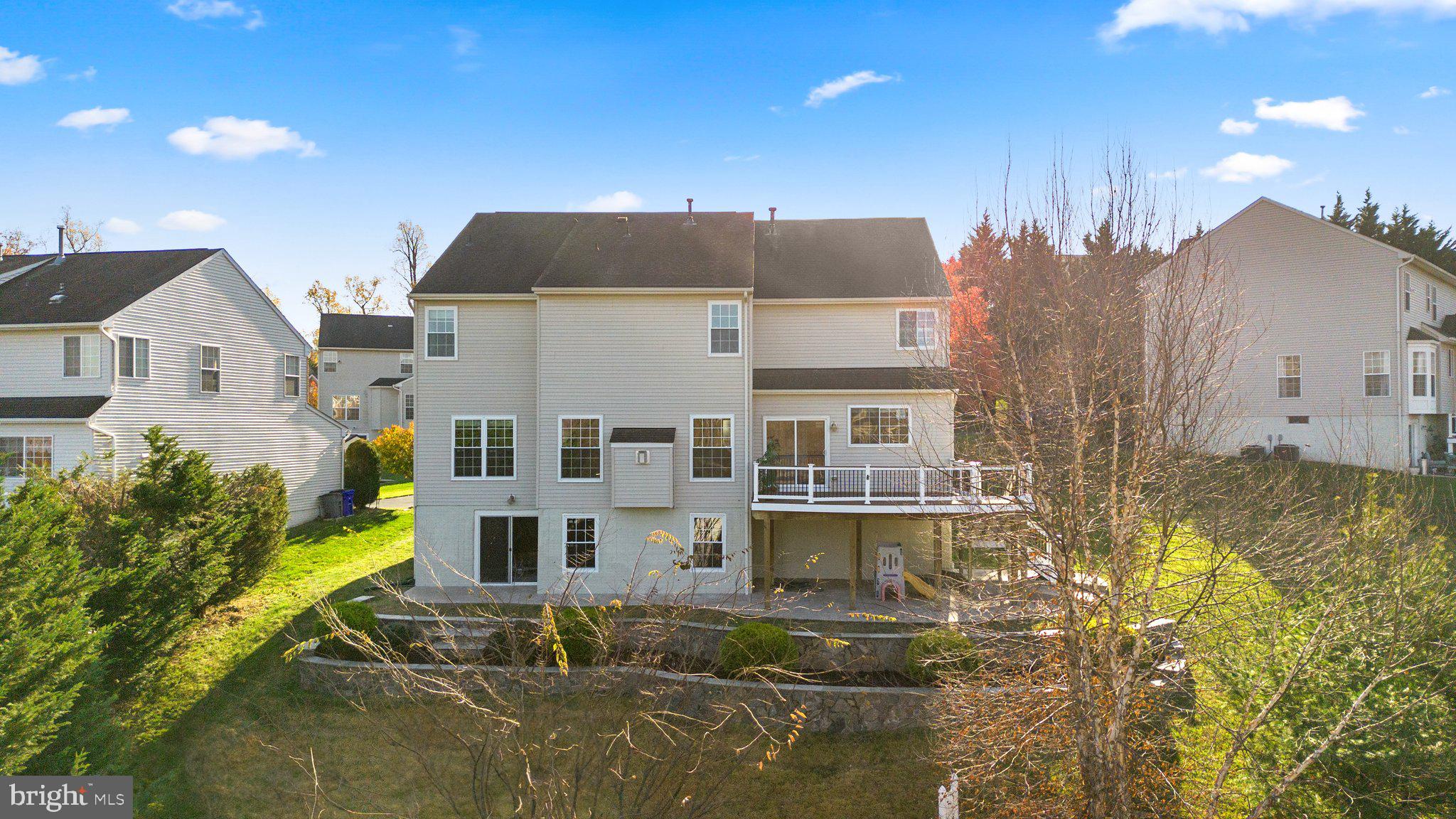 AUTUMN VIEW - Residential