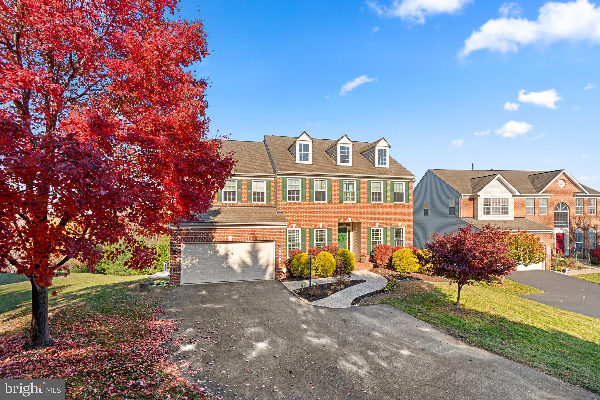 AUTUMN VIEW - Residential