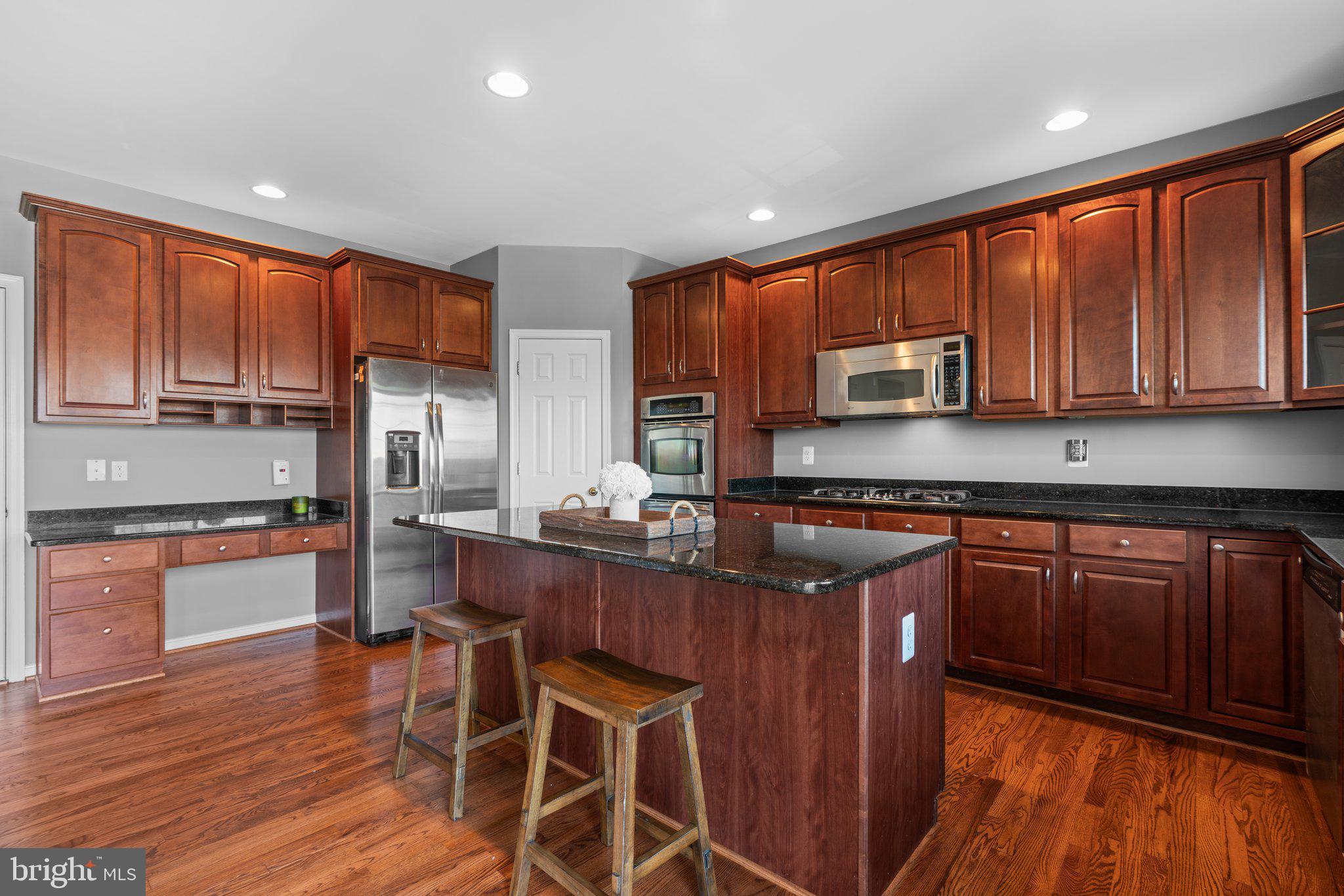 AUTUMN VIEW - Residential