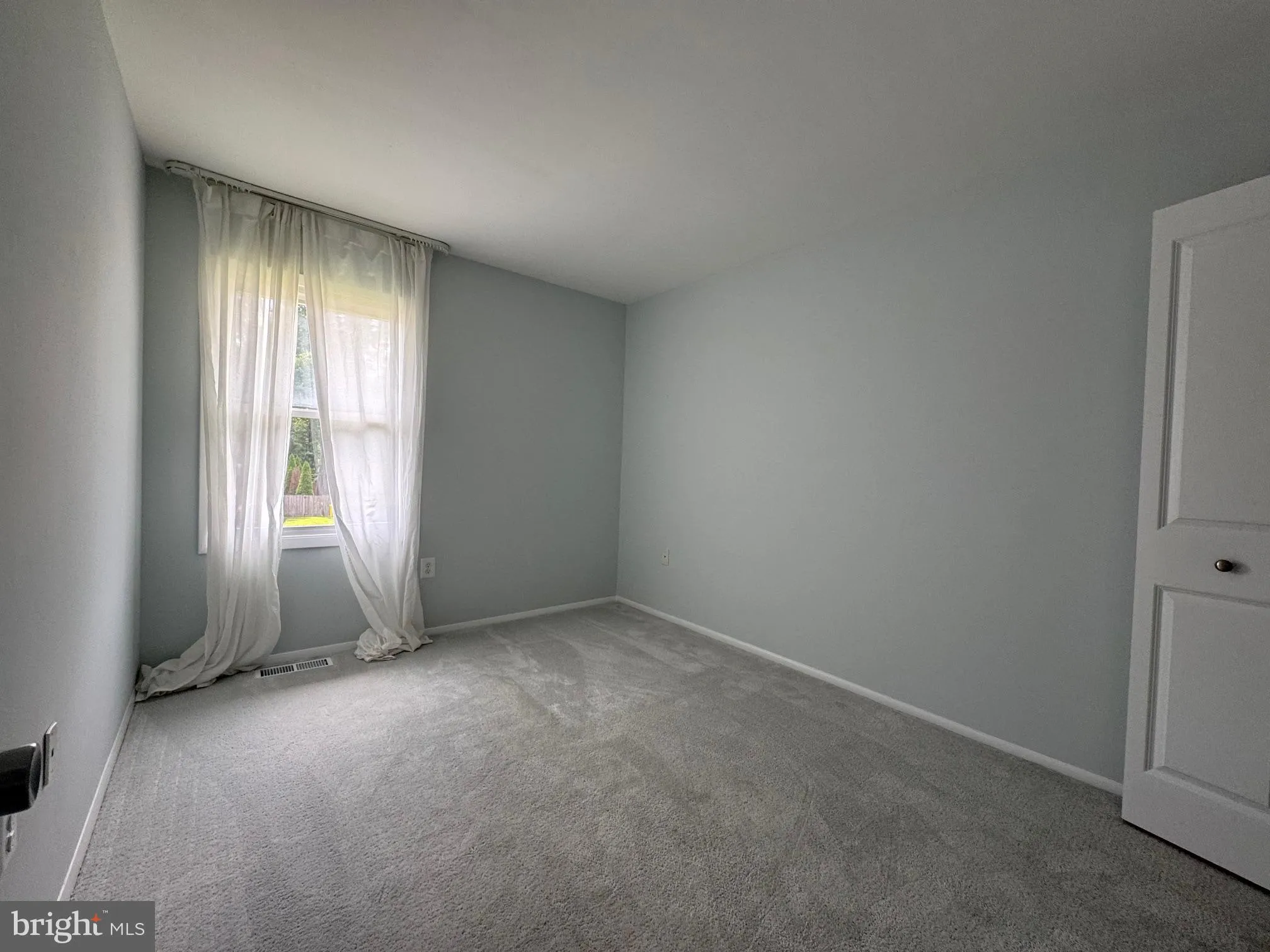 Crofton, Maryland 21114, United States, 4 Bedrooms Bedrooms, ,3 BathroomsBathrooms,Residential,Contingent,182553