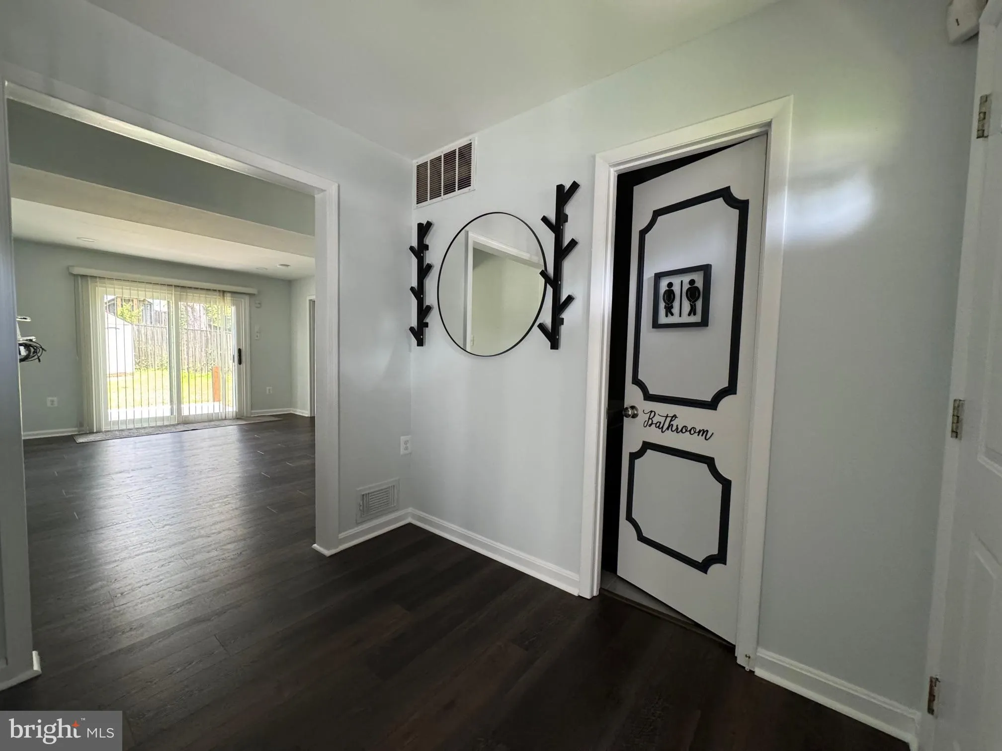 Crofton, Maryland 21114, United States, 4 Bedrooms Bedrooms, ,3 BathroomsBathrooms,Residential,Contingent,182553