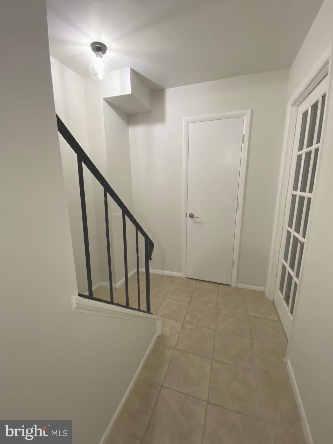 CROMWELL STATION - Residential Lease