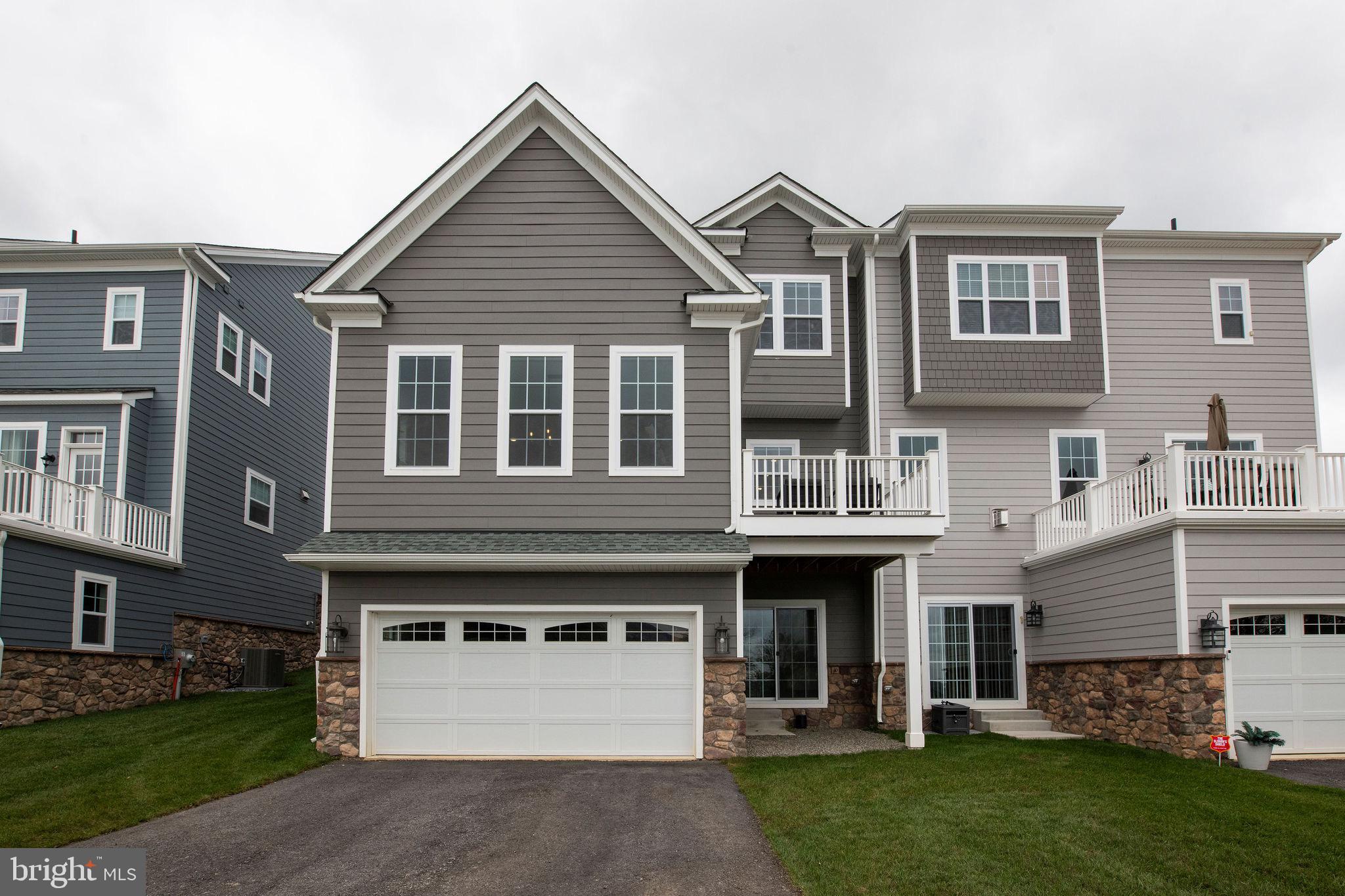 SPRING OAK - Residential