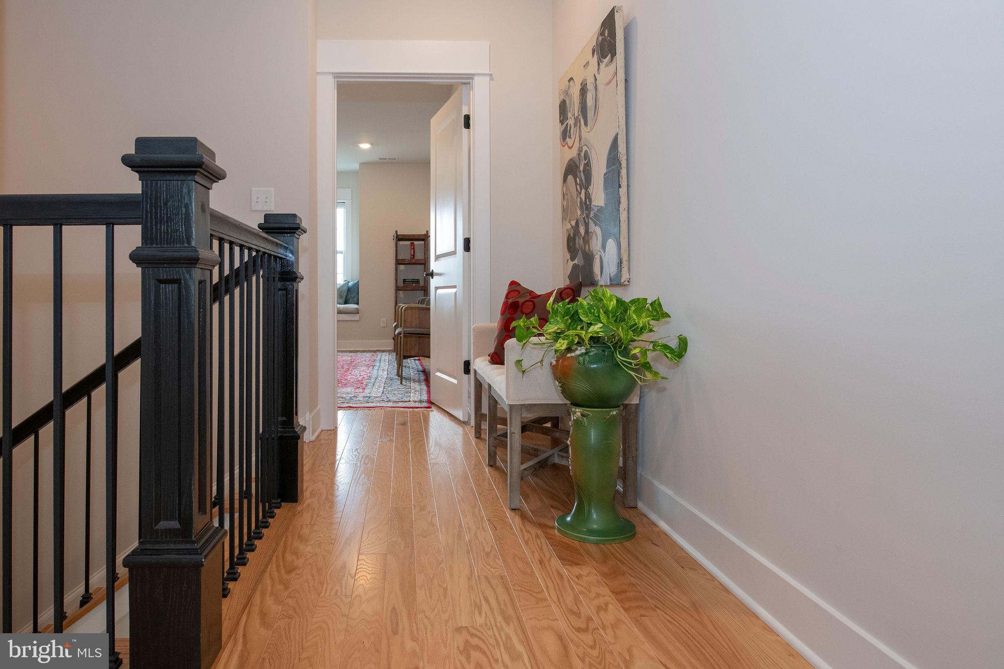 SPRING OAK - Residential