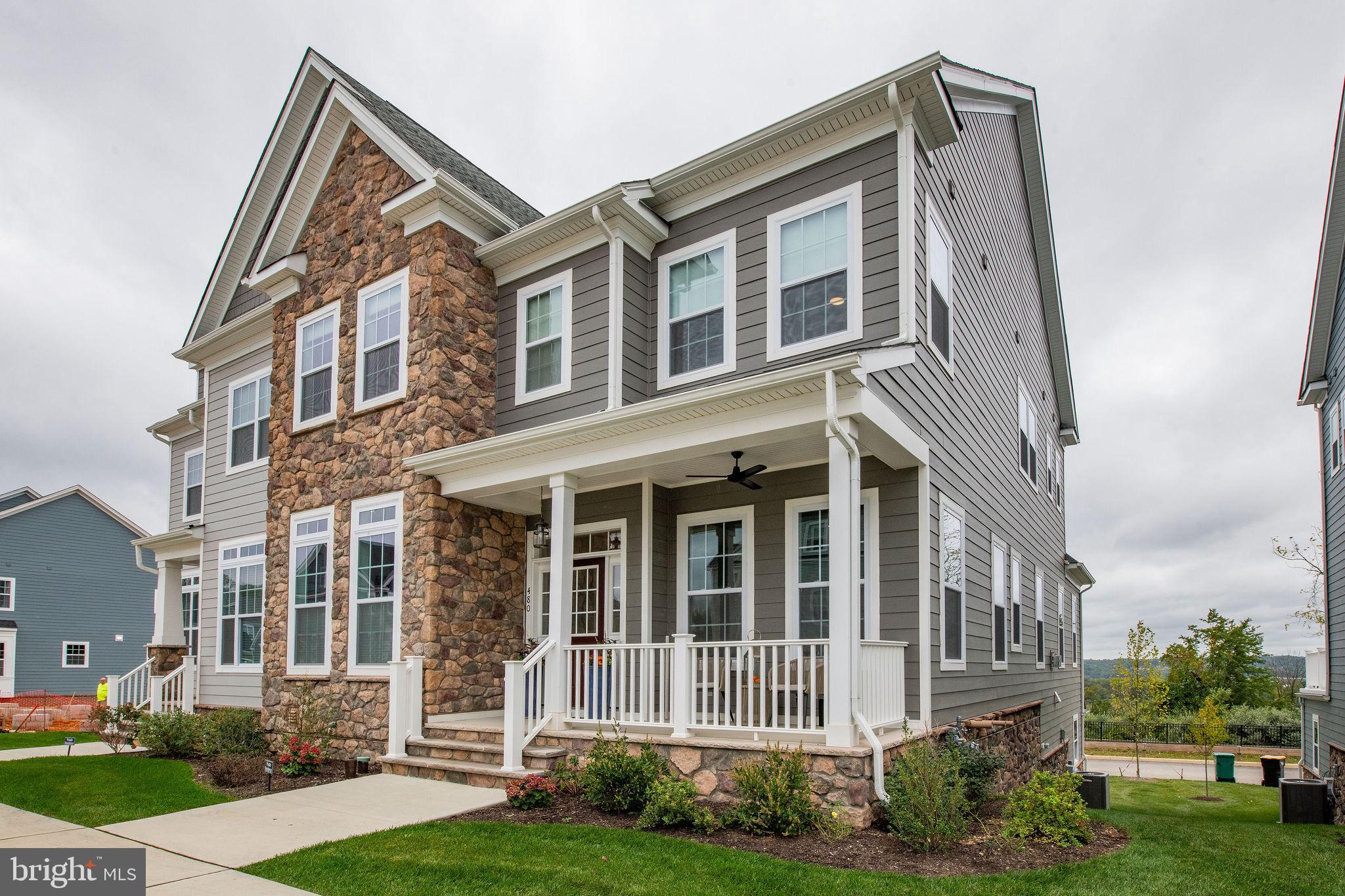 SPRING OAK - Residential