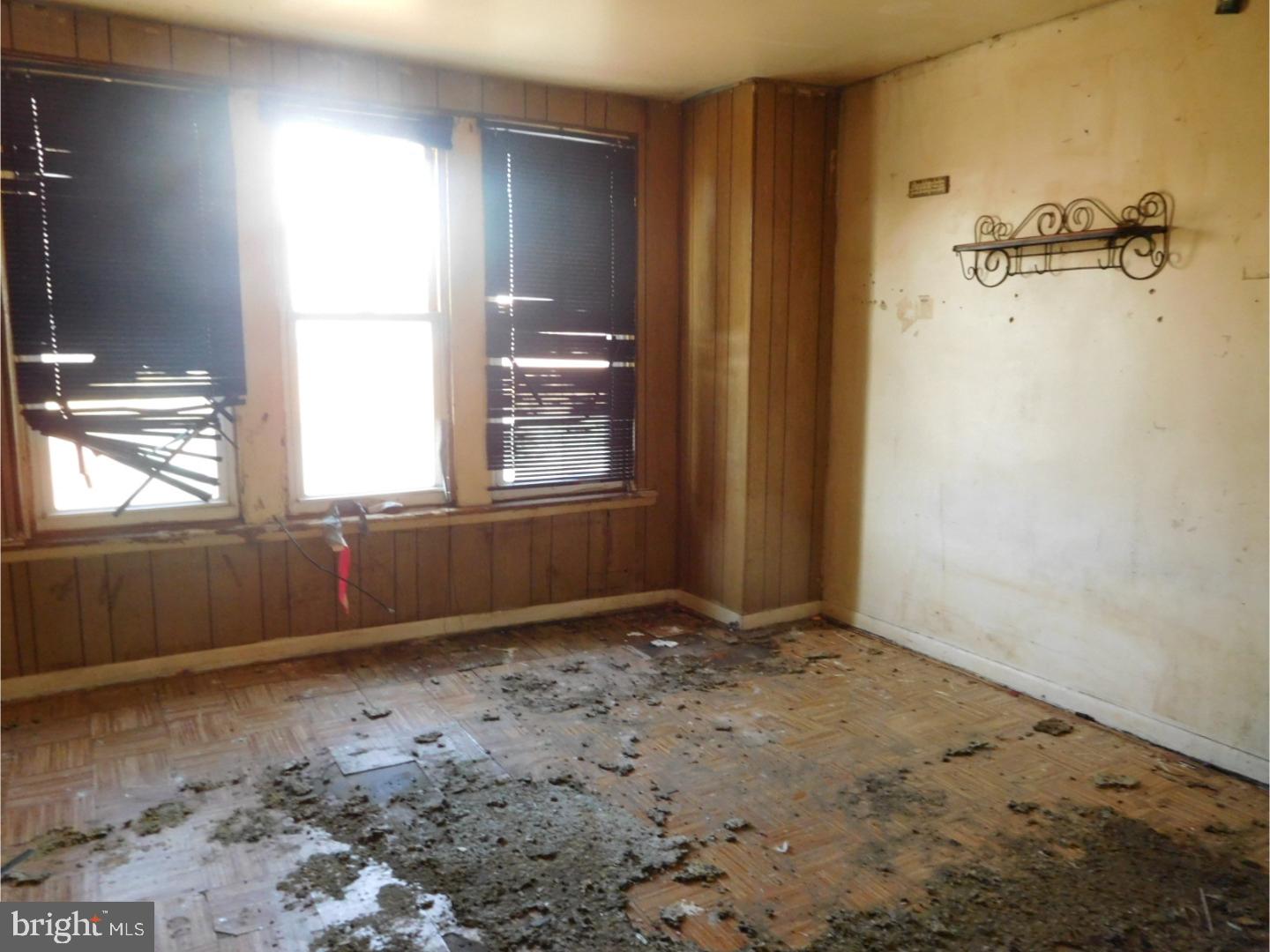 PORT RICHMOND - Residential