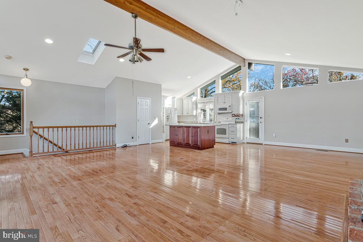 DEALE BEACH - Residential