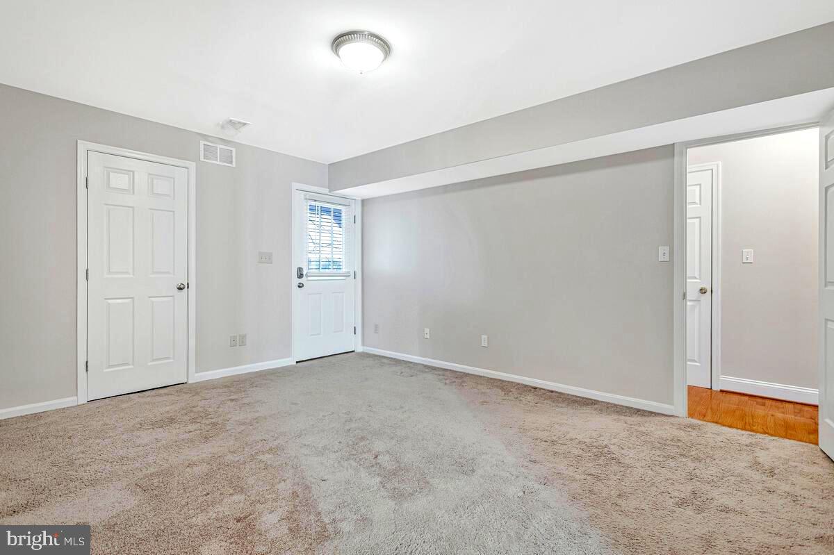 DEALE BEACH - Residential