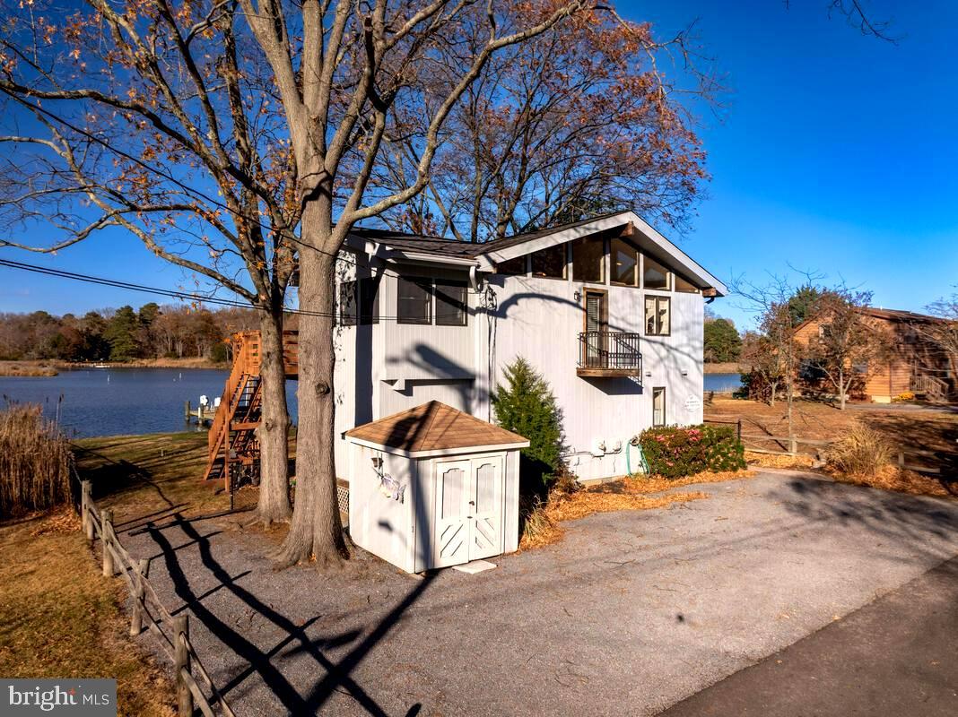 DEALE BEACH - Residential