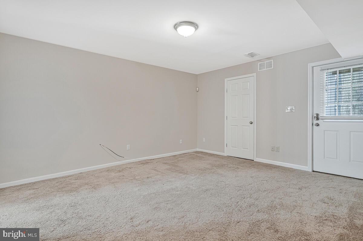 DEALE BEACH - Residential